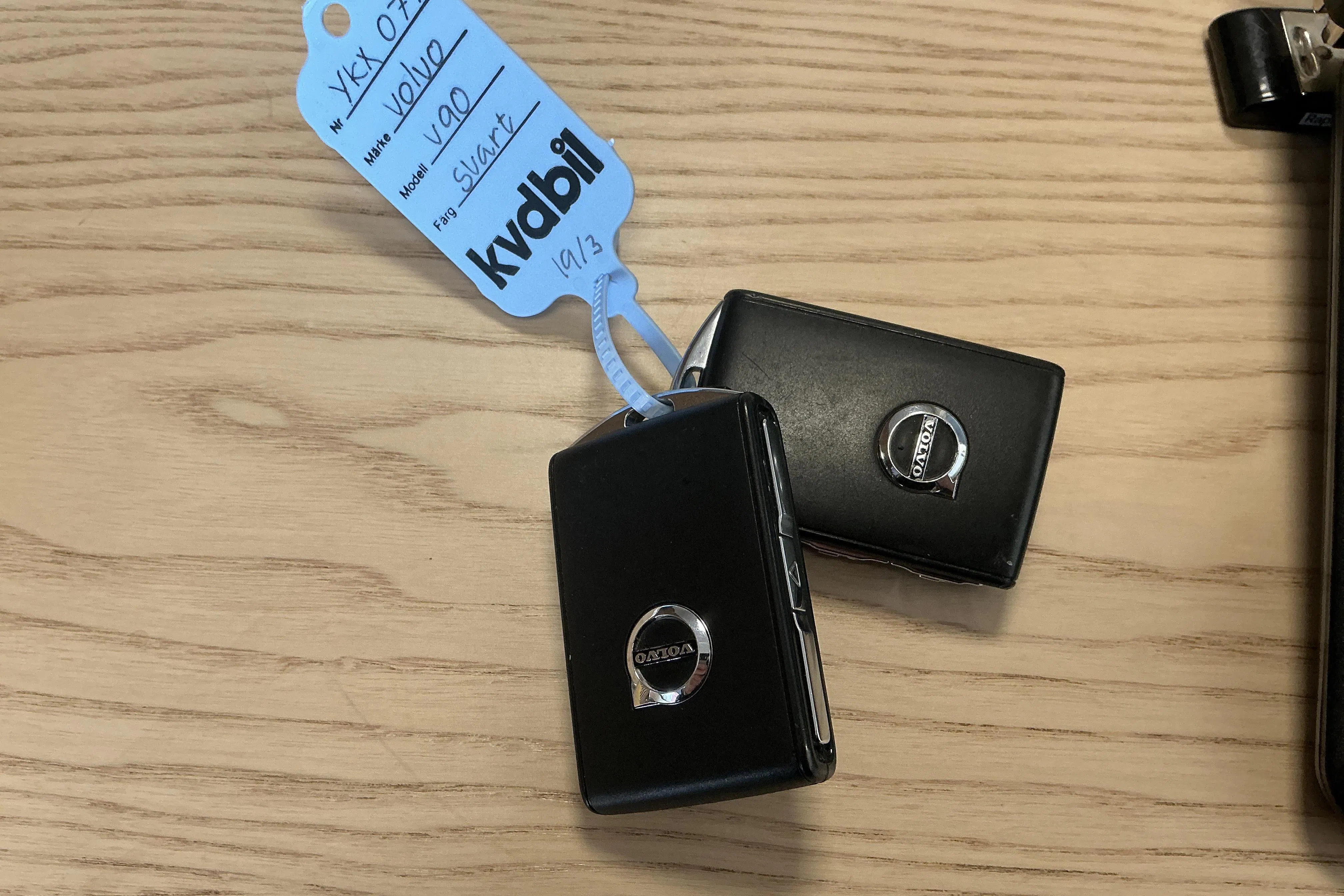 Presentationsfoto 12 av 12: Volvo V90 T5 (254hk) - 12 253 mil - Automat - svart - 2017