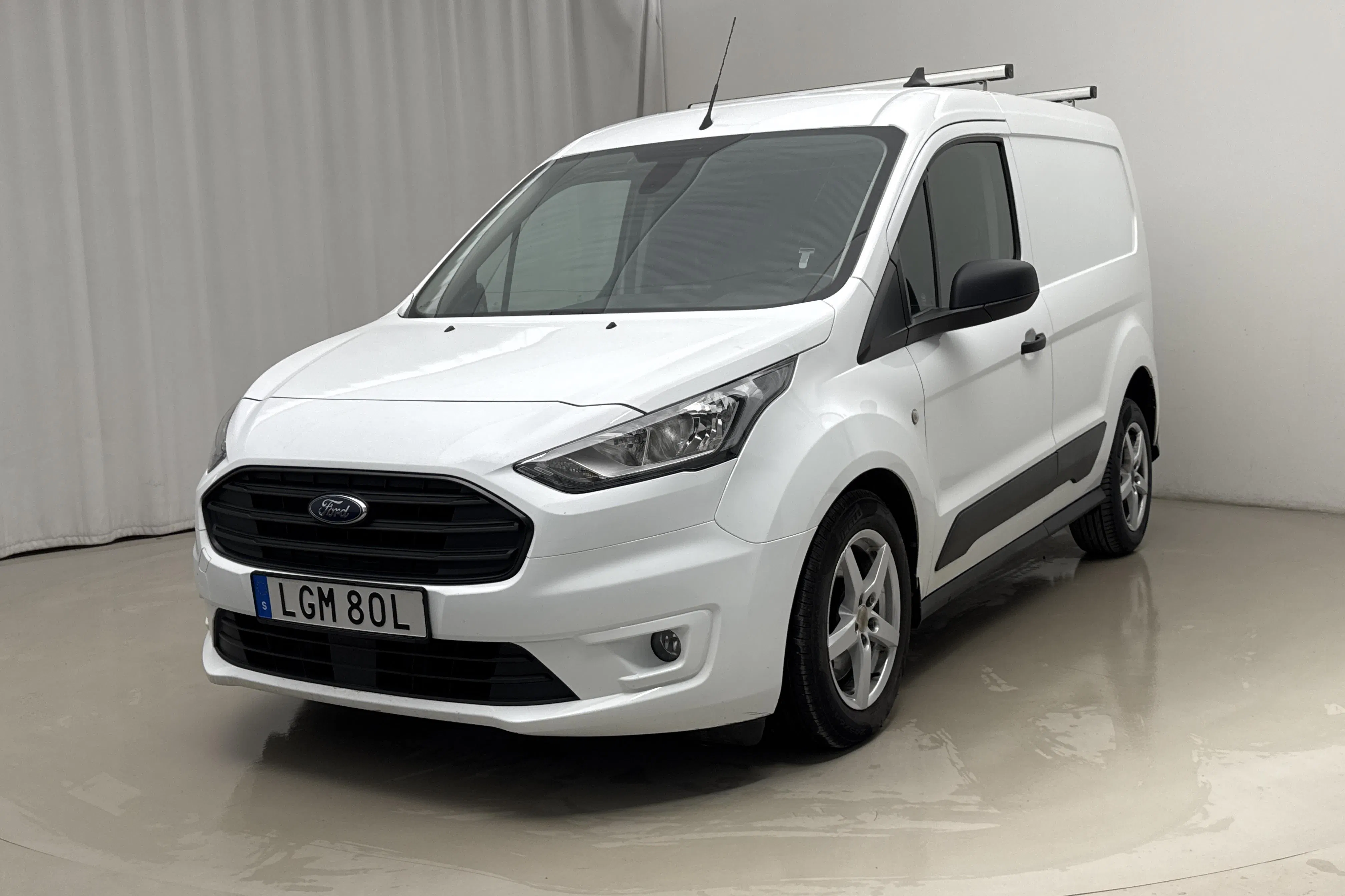 Presentation photo 1 of 17: Ford Transit Connect 1.5 EcoBlue (100hk) - 97 310 km - Automatic - white - 2022