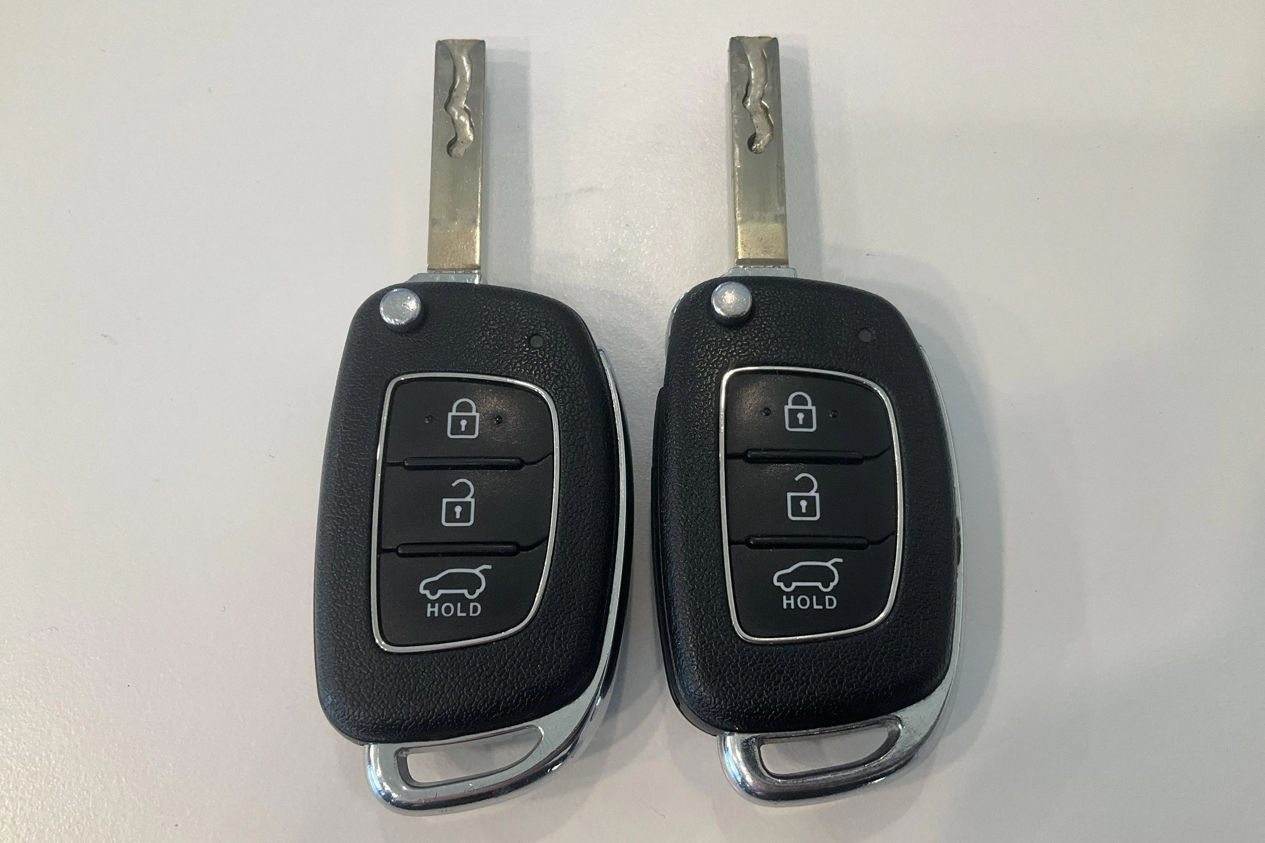 Esitlusfoto 22 aadressil 22: Hyundai IONIQ Plug-in (141hk) - 99 950 km - Automaatne - valge - 2017