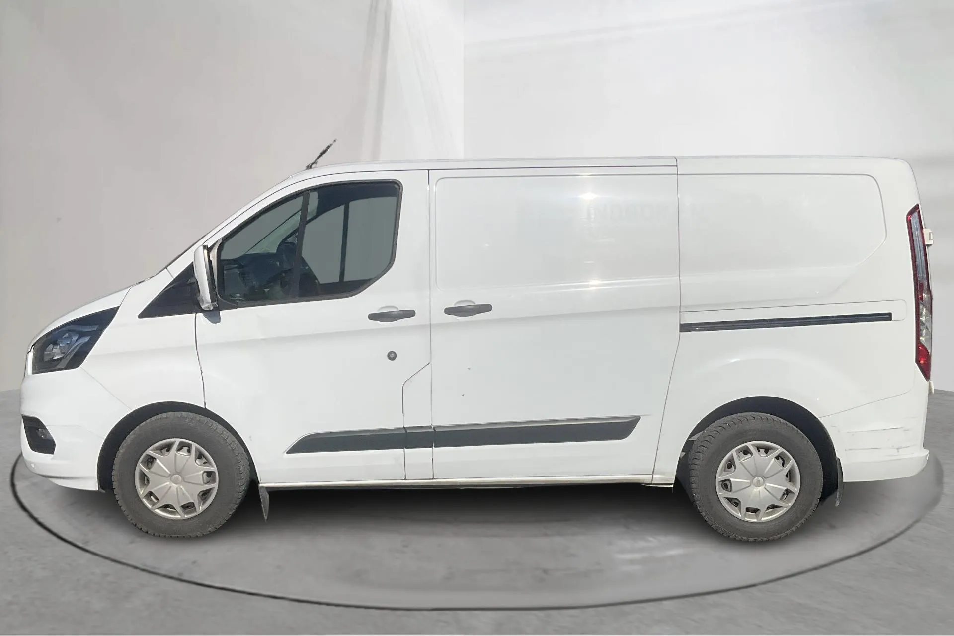 Presentationsfoto 2 av 14: Ford Transit Custom 300 (130hk) - 11 207 mil - Automat - vit - 2018