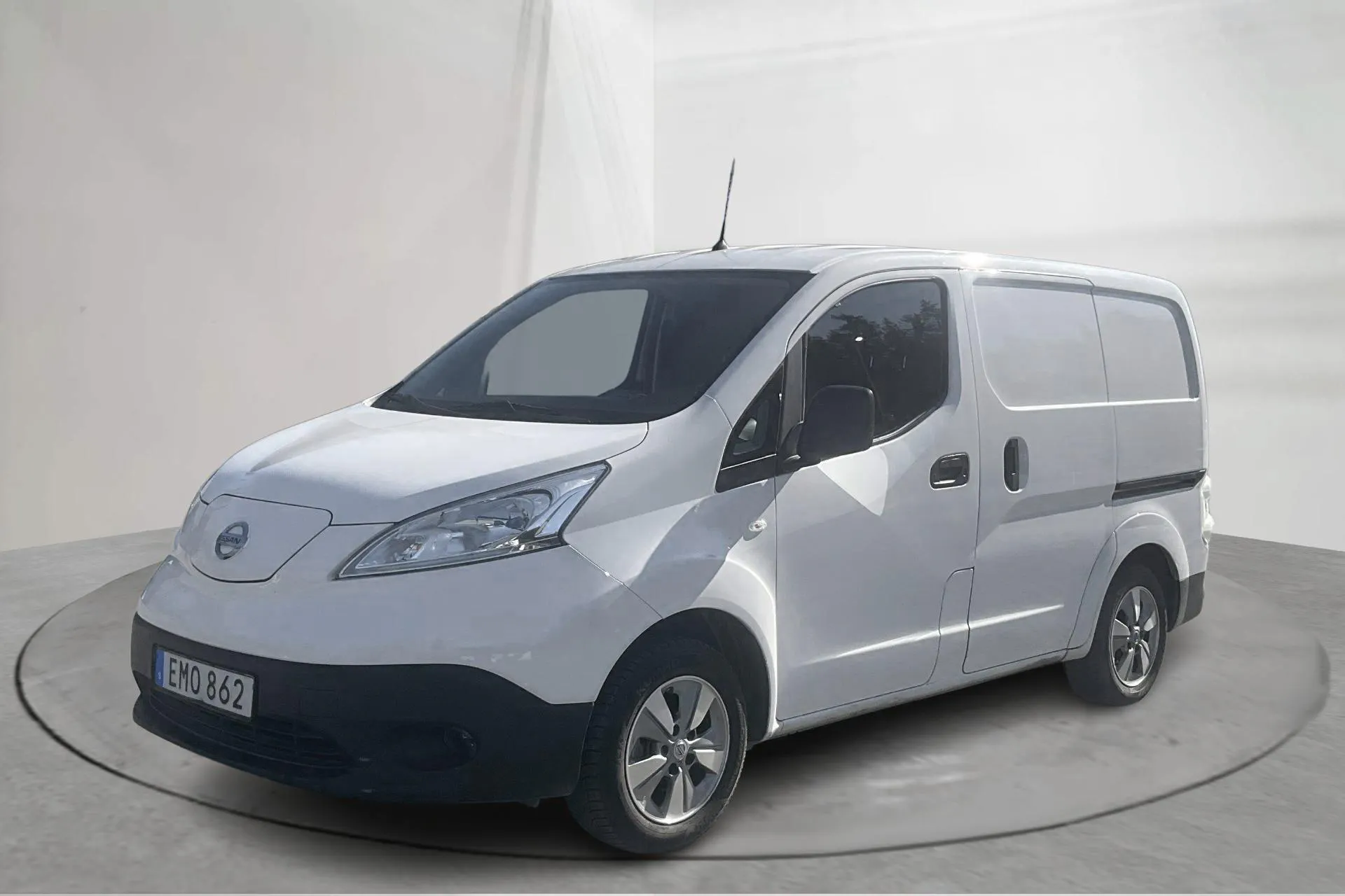 Presentationsfoto 1 av 16: Nissan e-NV200 40kWh (109hk) - 5 402 mil - Automat - vit - 2018