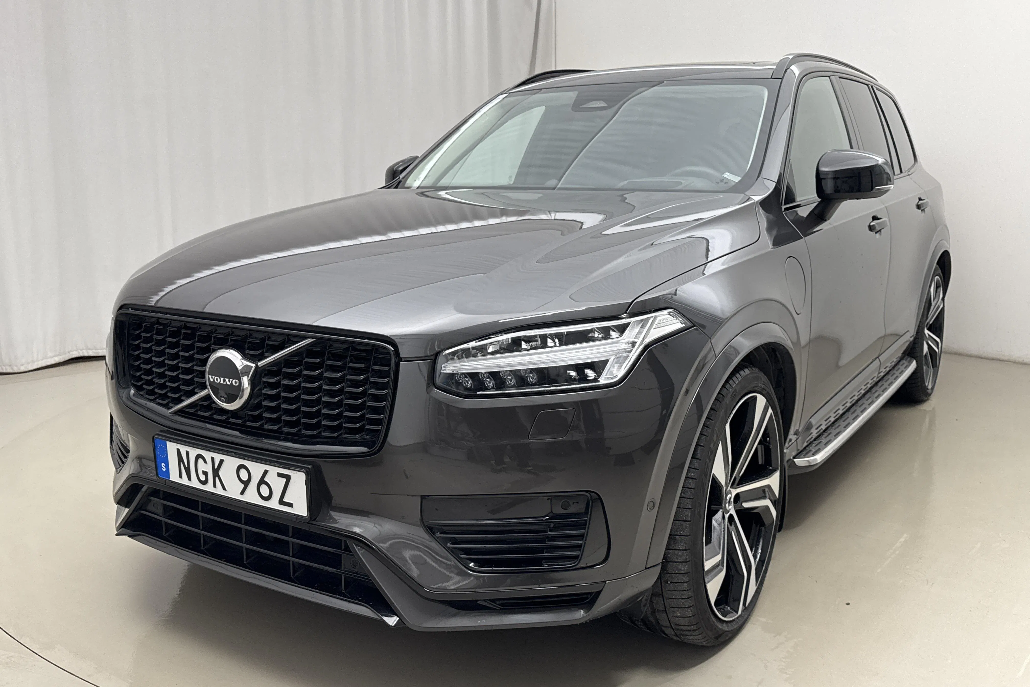 Volvo XC90 T8 AWD Recharge (455hk)