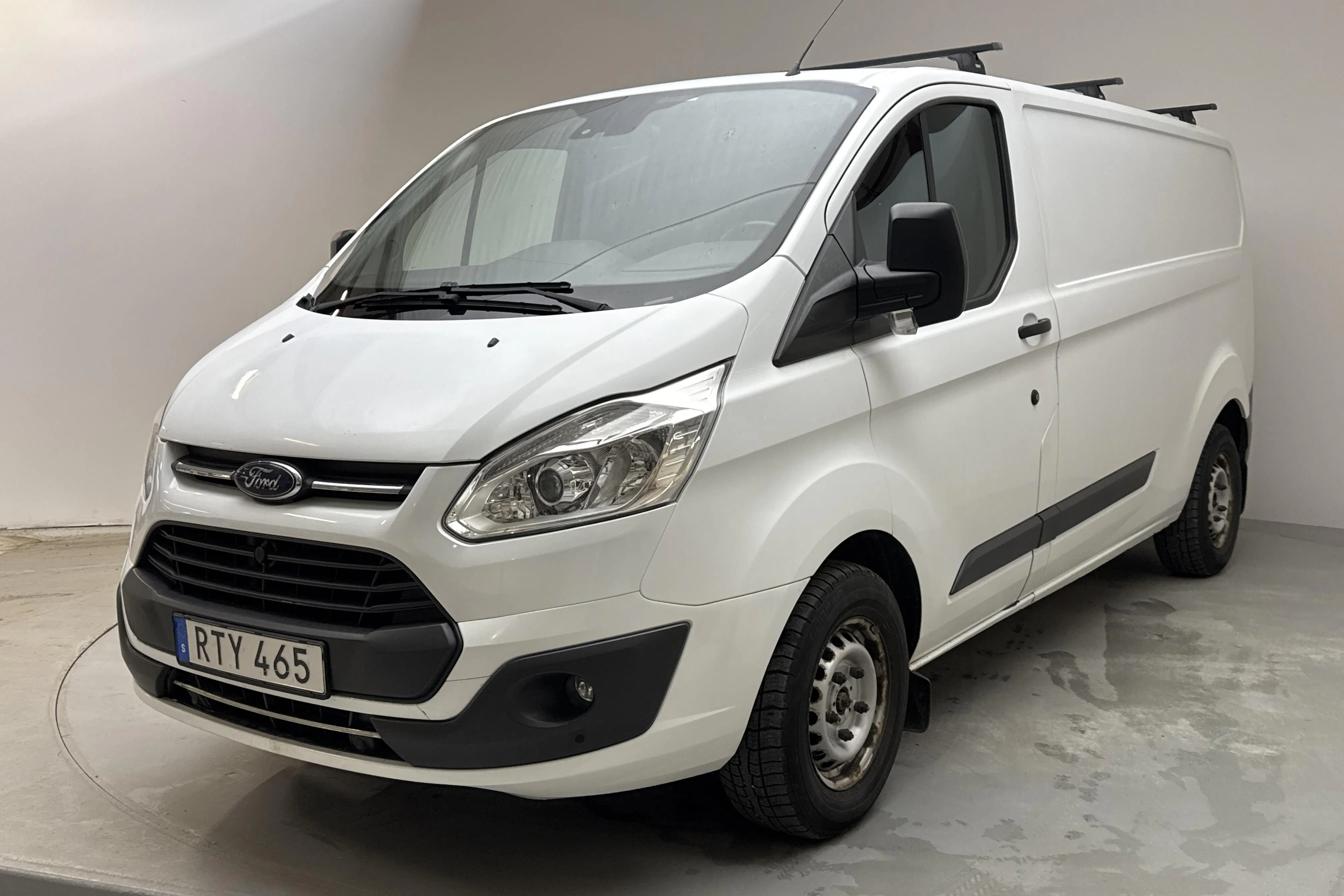 Presentation photo 1 of 13: Ford Transit Custom 290 (130hk) - 115 390 km - Manual - white - 2016