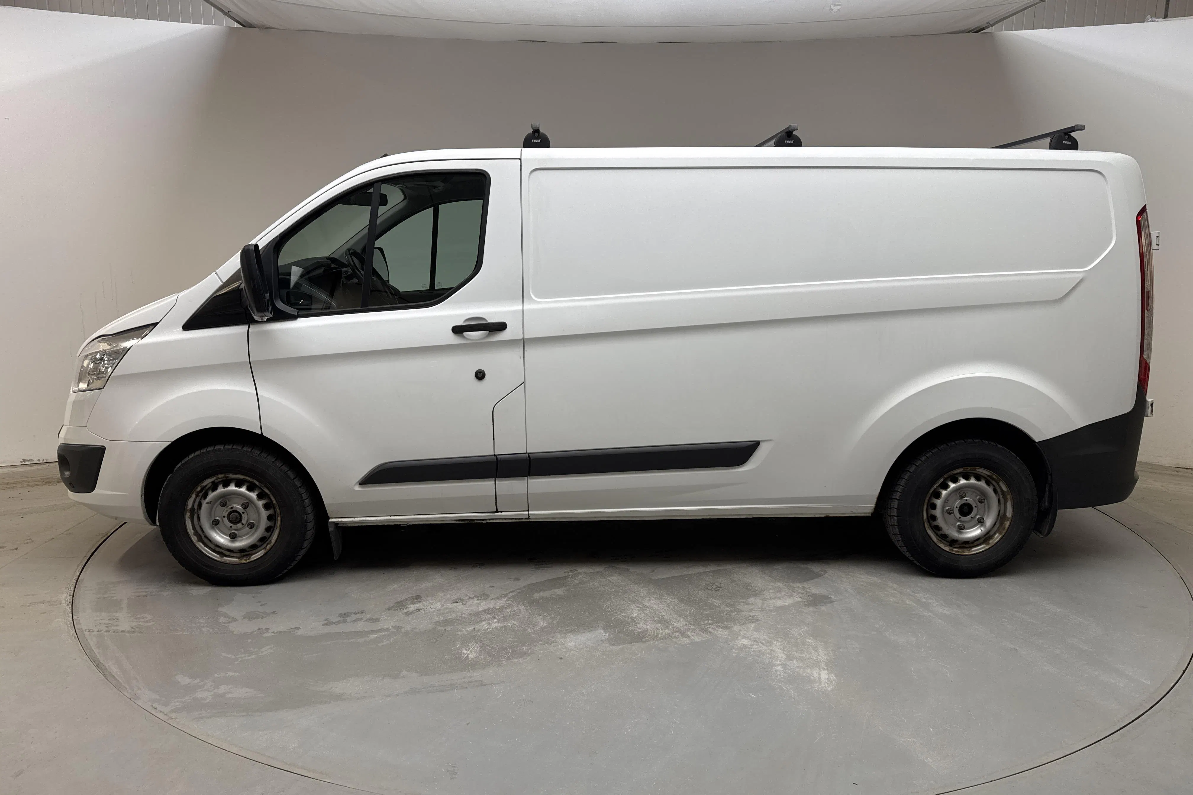 Presentation photo 2 of 13: Ford Transit Custom 290 (130hk) - 115 390 km - Manual - white - 2016