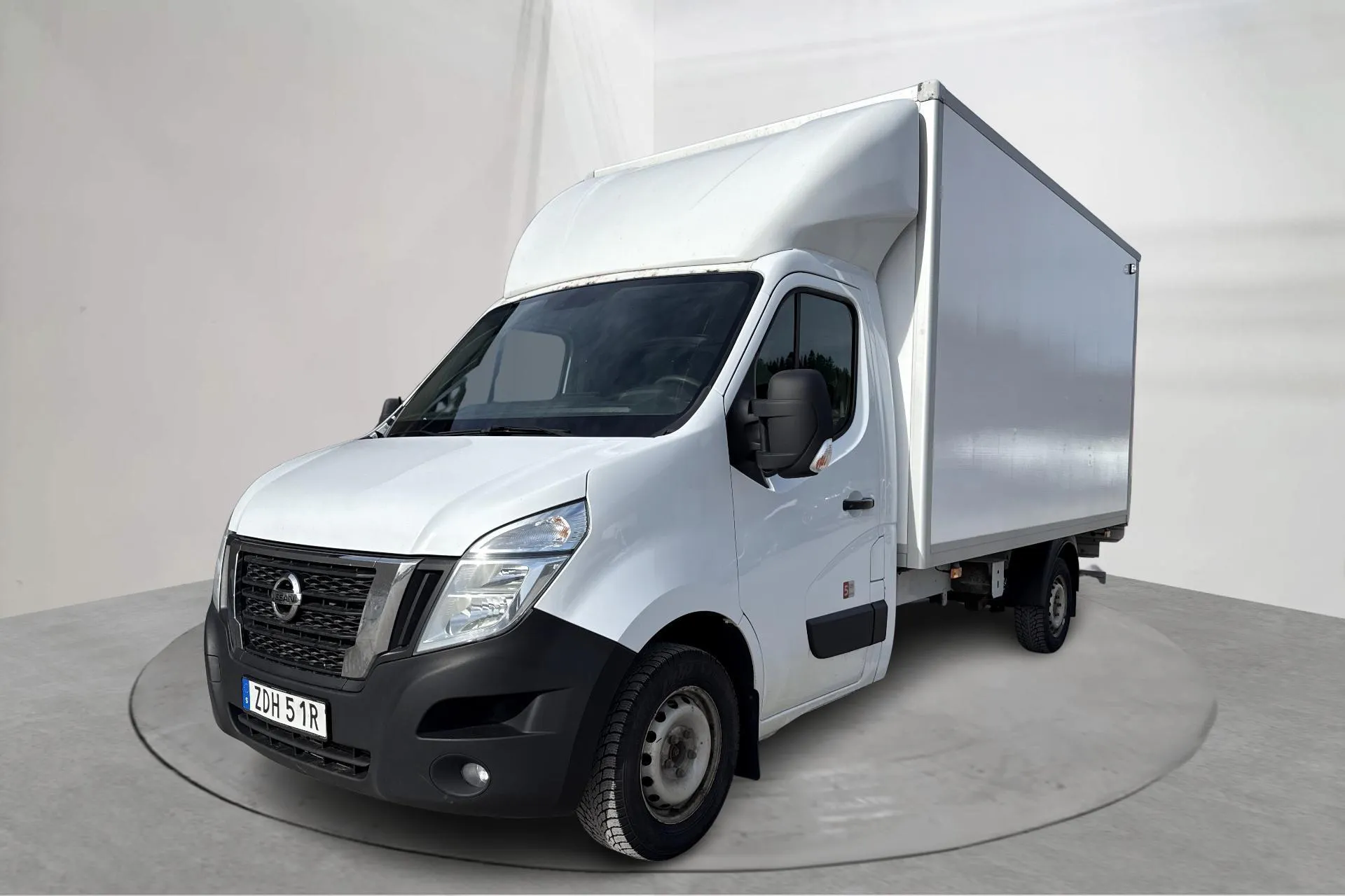 Presentationsfoto 1 av 15: Nissan NV400 2.3 dCi Volymskåp (149hk) - 21 300 mil - Manuell - vit - 2021