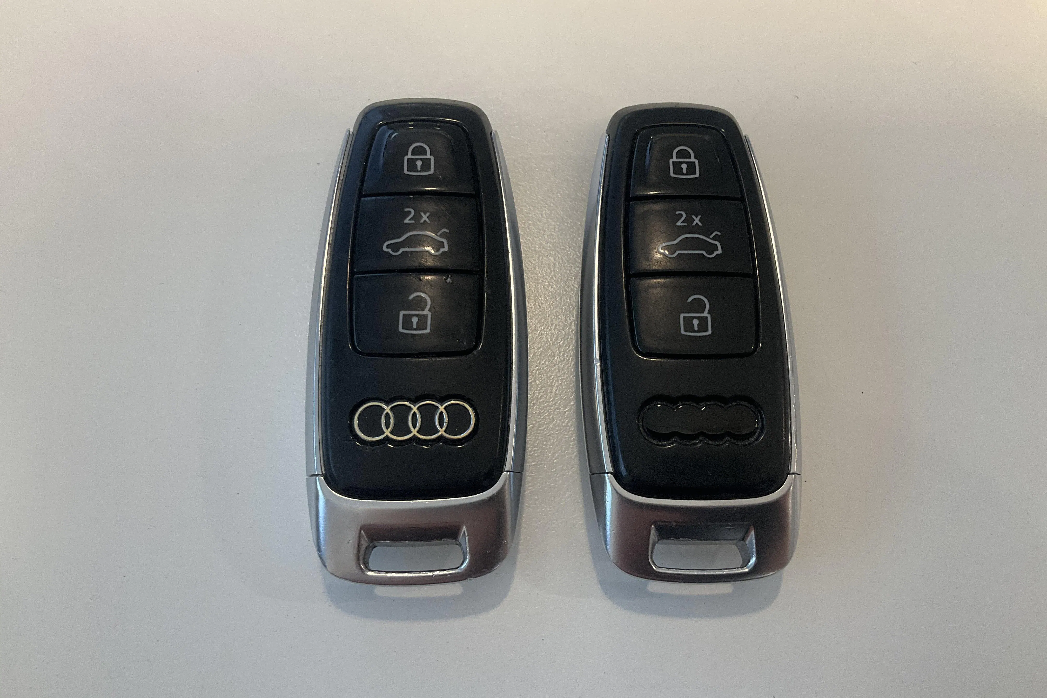 Presentation photo 34 of 34: Audi Q7 60 TFSI e quattro (456hk) - 144 690 km - Automatic - white - 2021