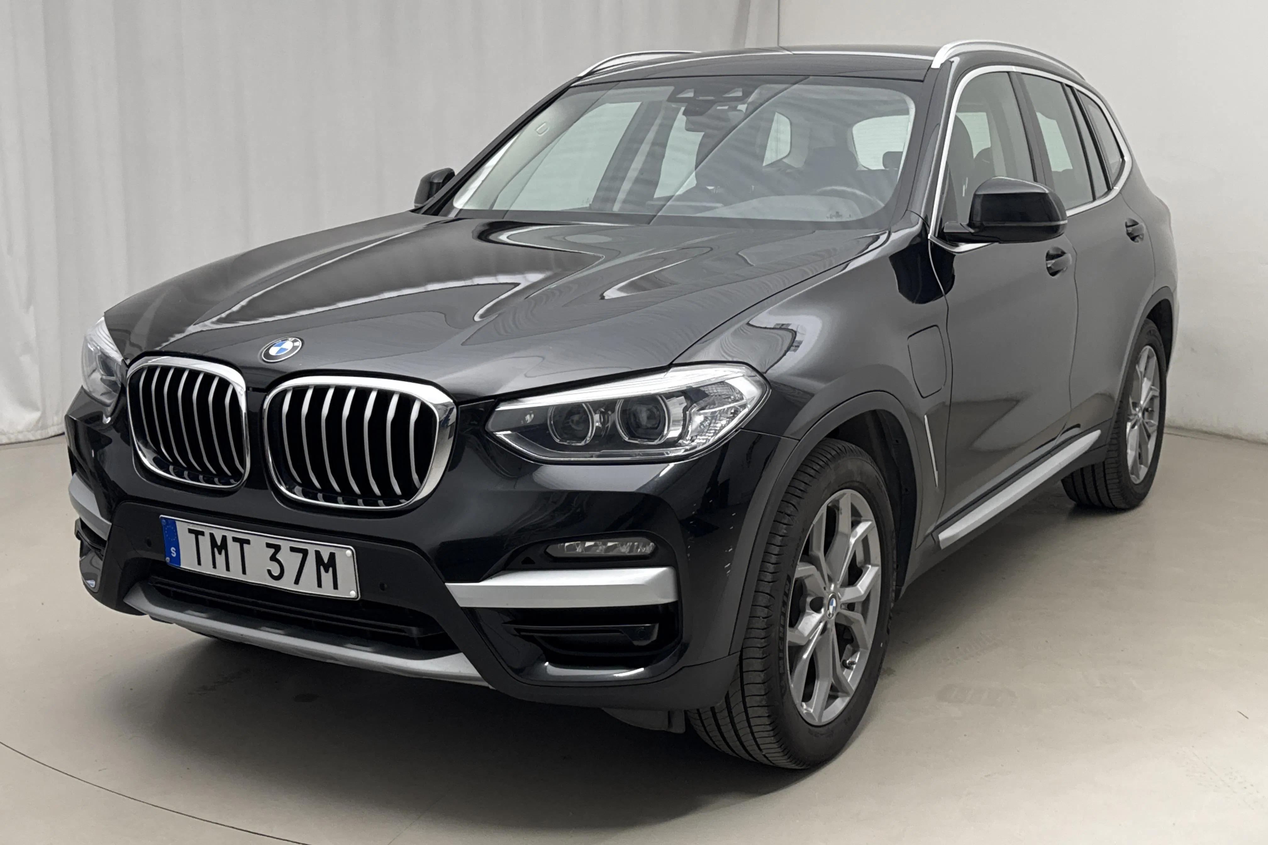 Presentation photo 1 of 17: BMW X3 xDrive30e, G01 (292hk) - 113 930 km - Automatic - black - 2020