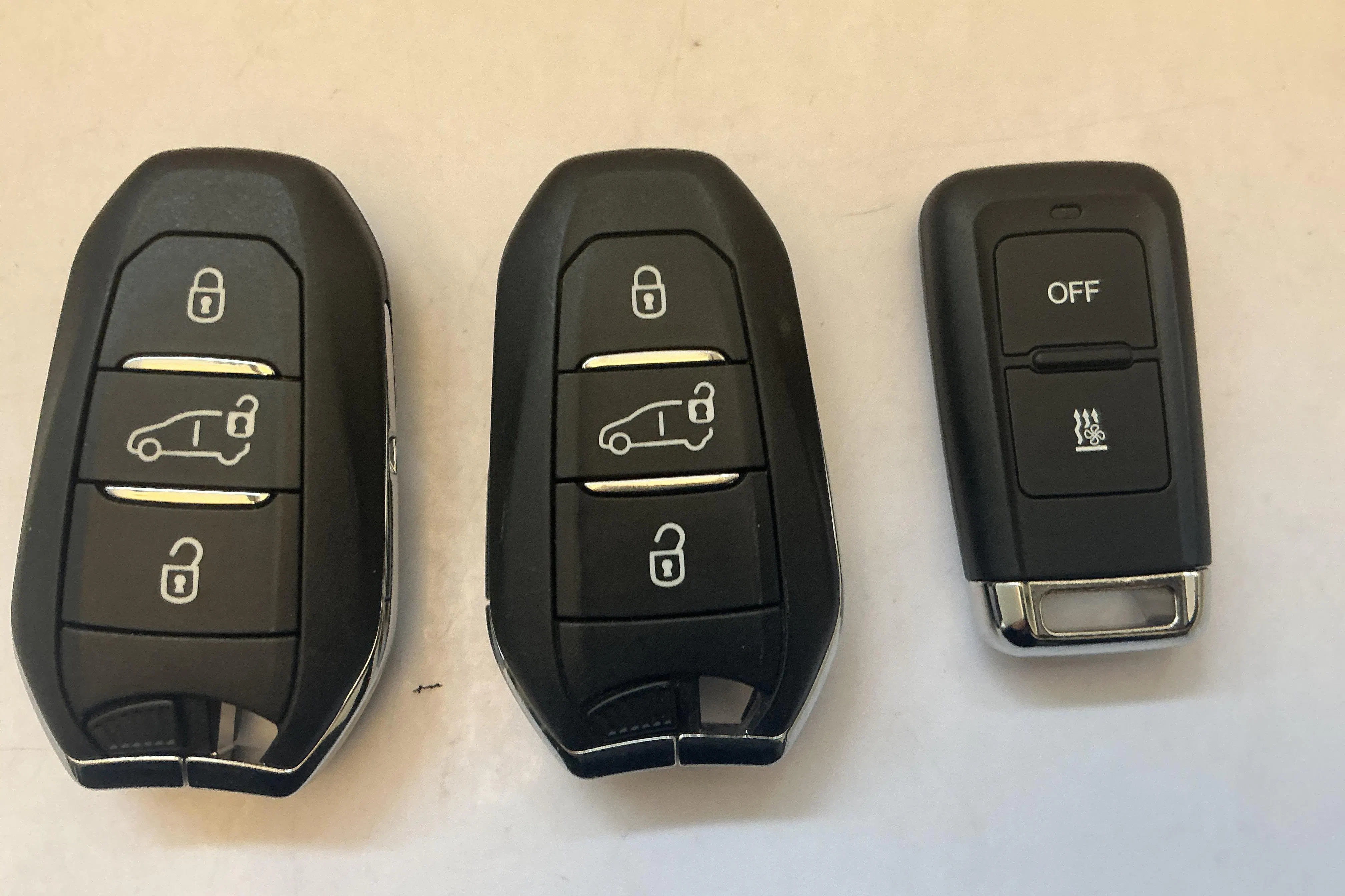 Presentationsfoto 13 av 13: Peugeot Expert BlueHDi Skåp (145hk) - 2 319 mil - Automat - vit - 2025