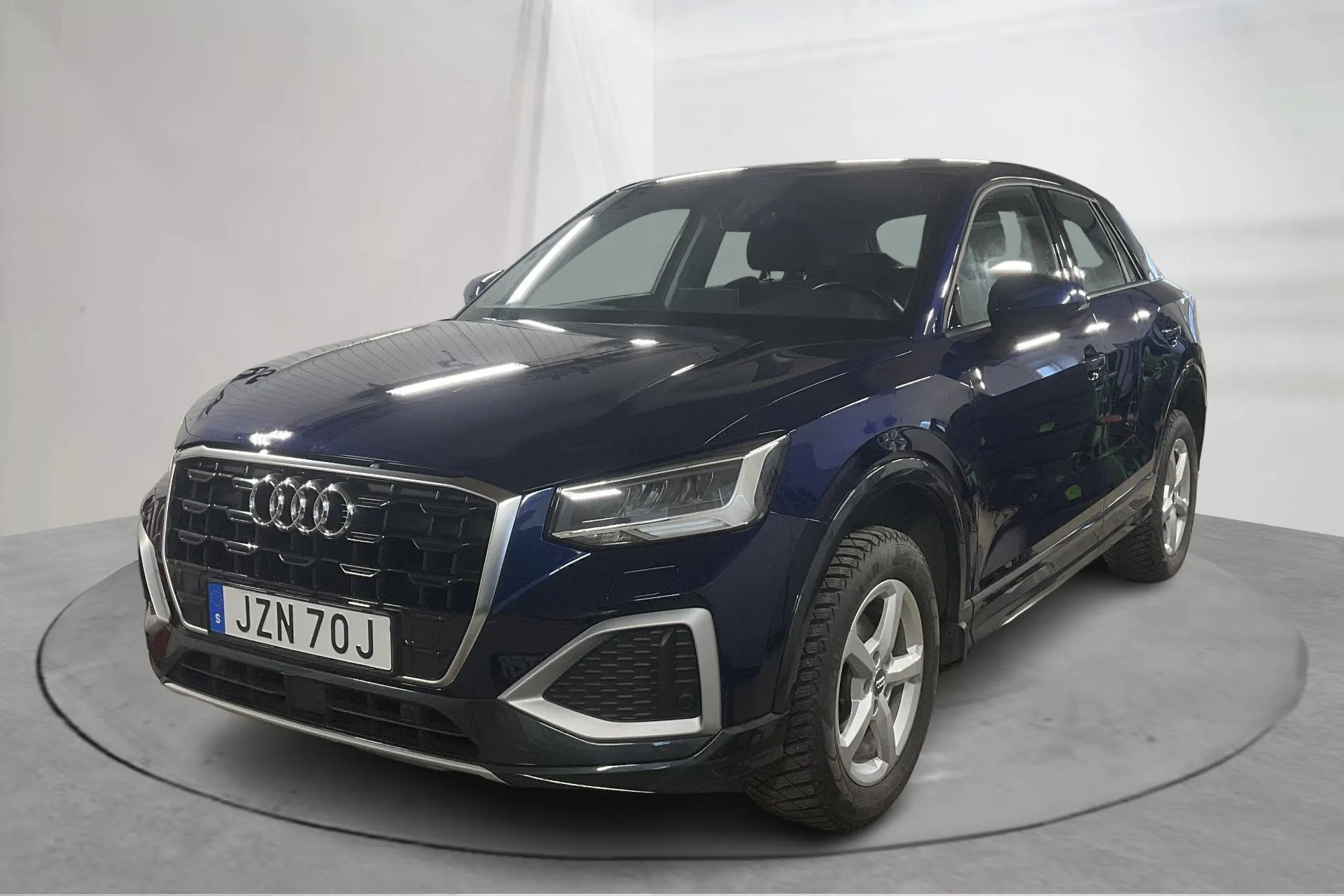Presentation photo 1 of 14: Audi Q2 35 TFSI (150hk) - 64 310 km - Automatic - blue - 2021