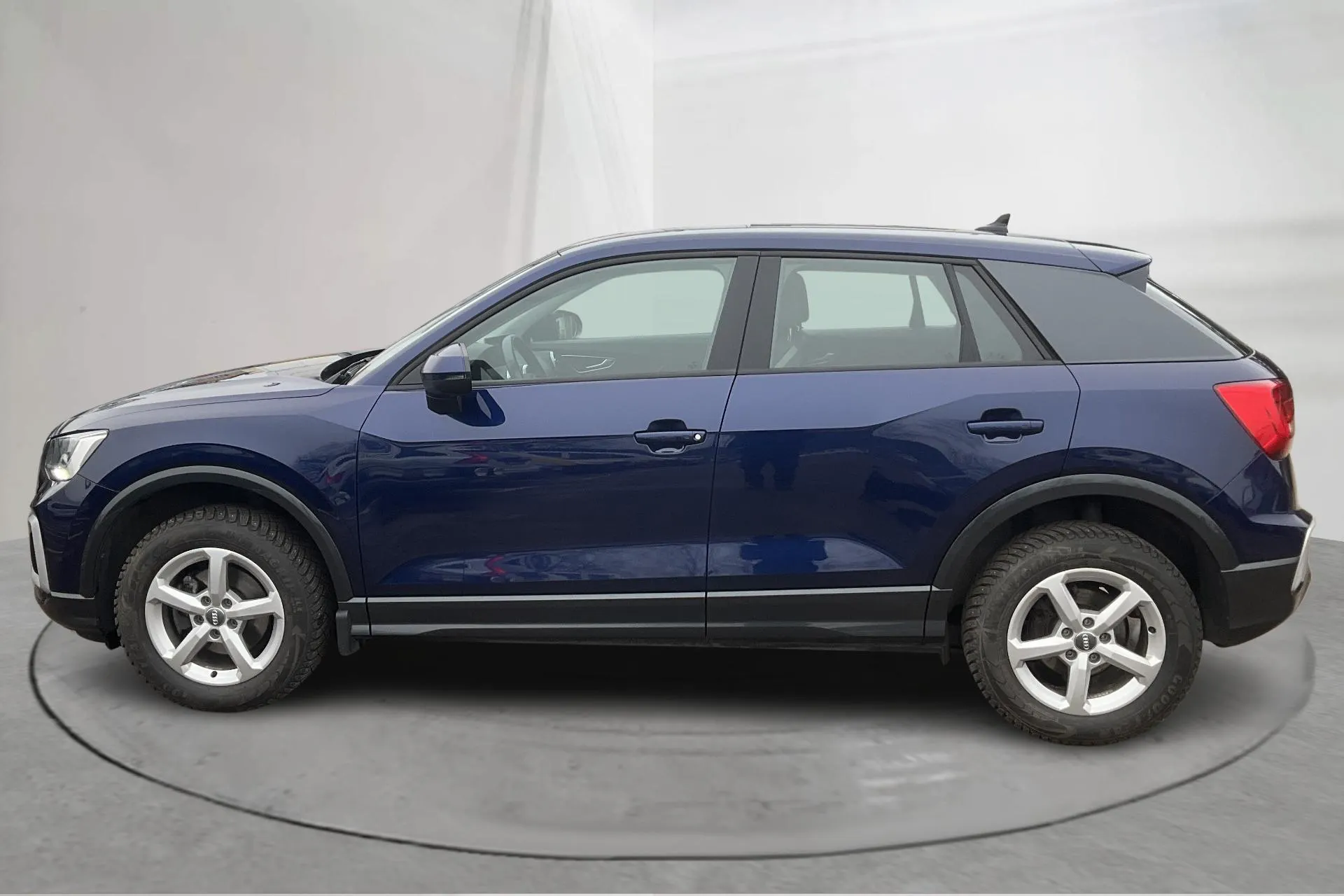 Presentation photo 2 of 14: Audi Q2 35 TFSI (150hk) - 64 310 km - Automatic - blue - 2021