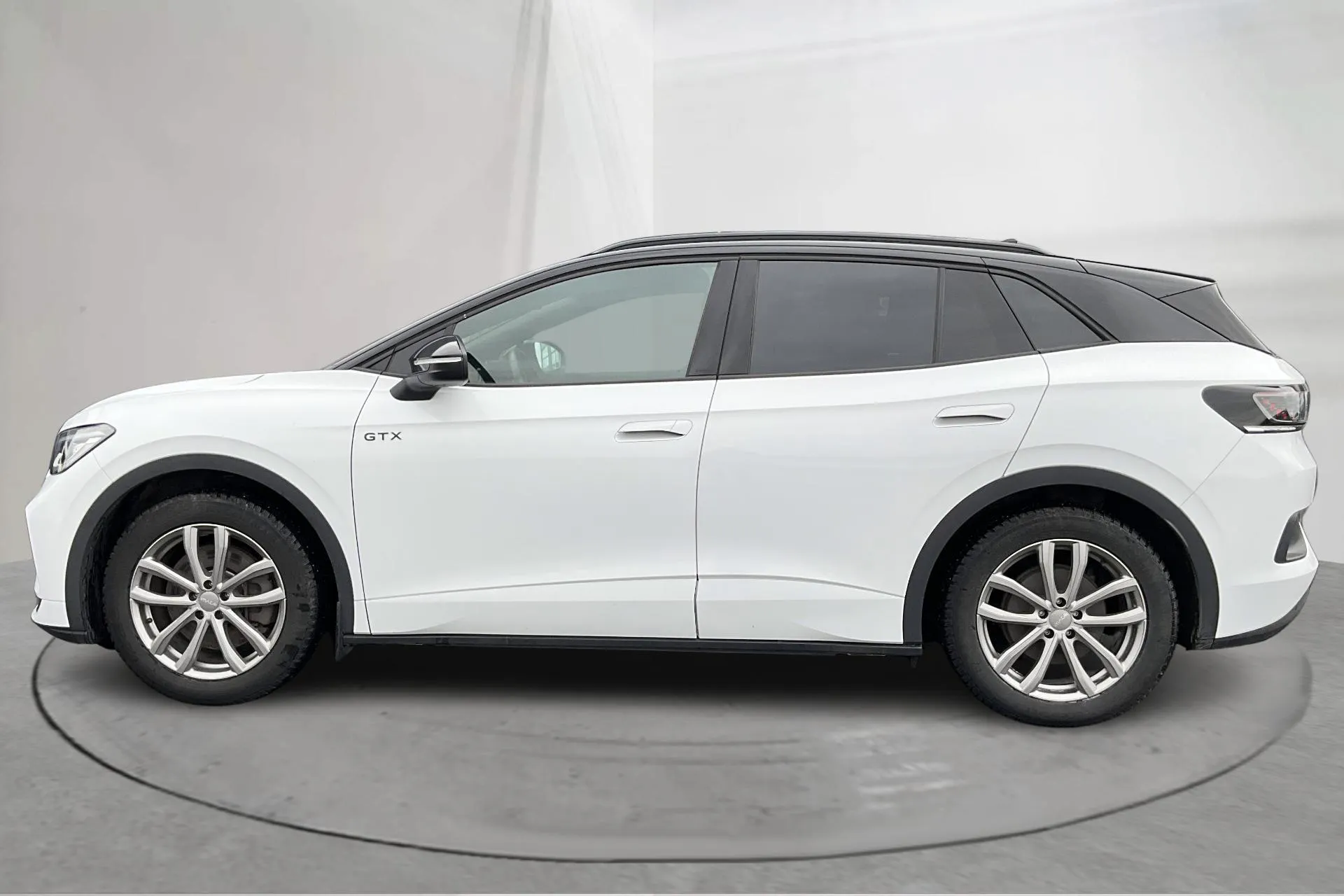 Presentation photo 2 of 19: VW ID.4 GTX 77kWh AWD (299hk) - 43 210 km - Automatic - white - 2023