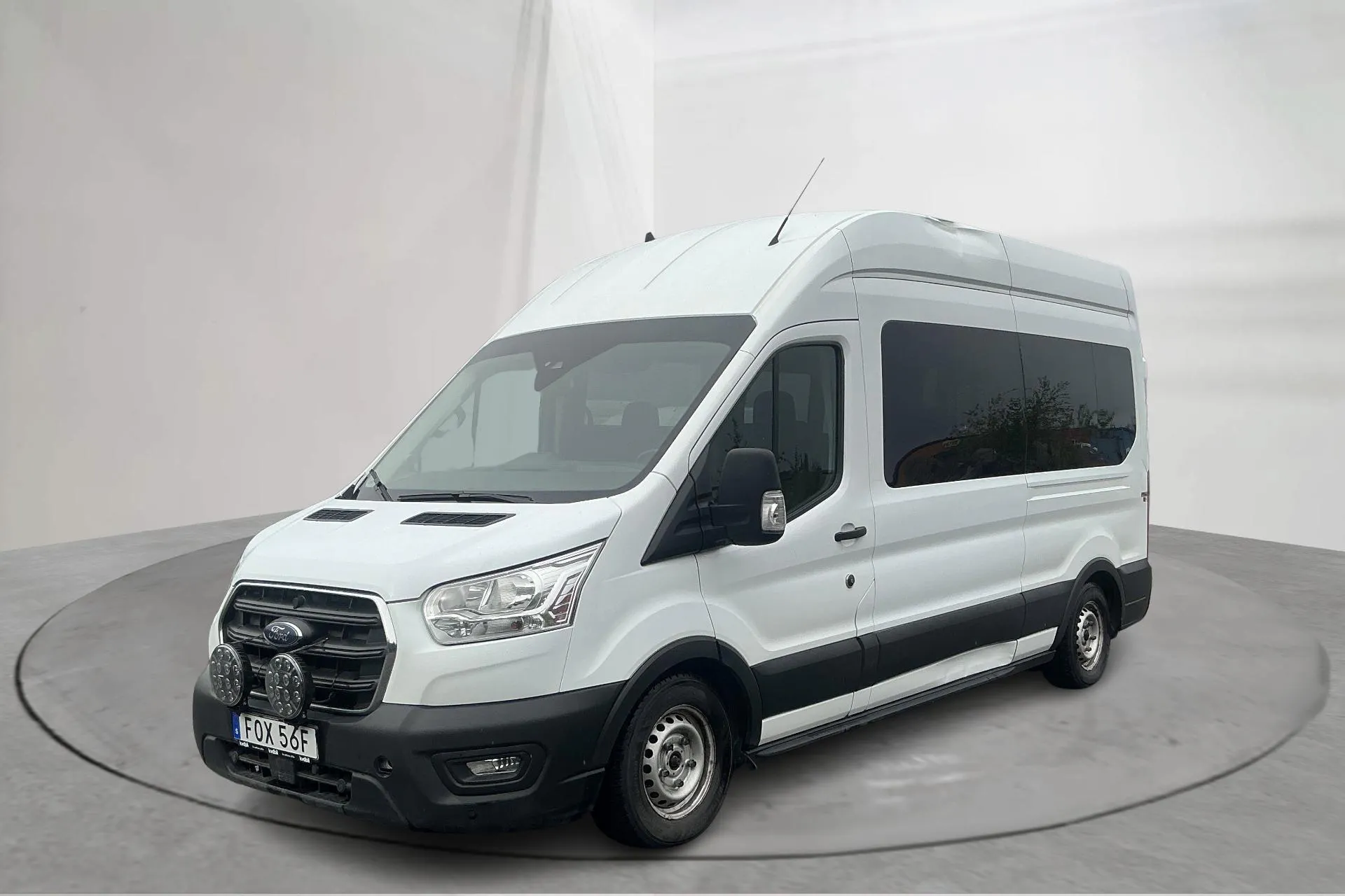 Presentation photo 1 of 17: Ford Transit 330 (130hk) - 254 710 km - Manual - white - 2022