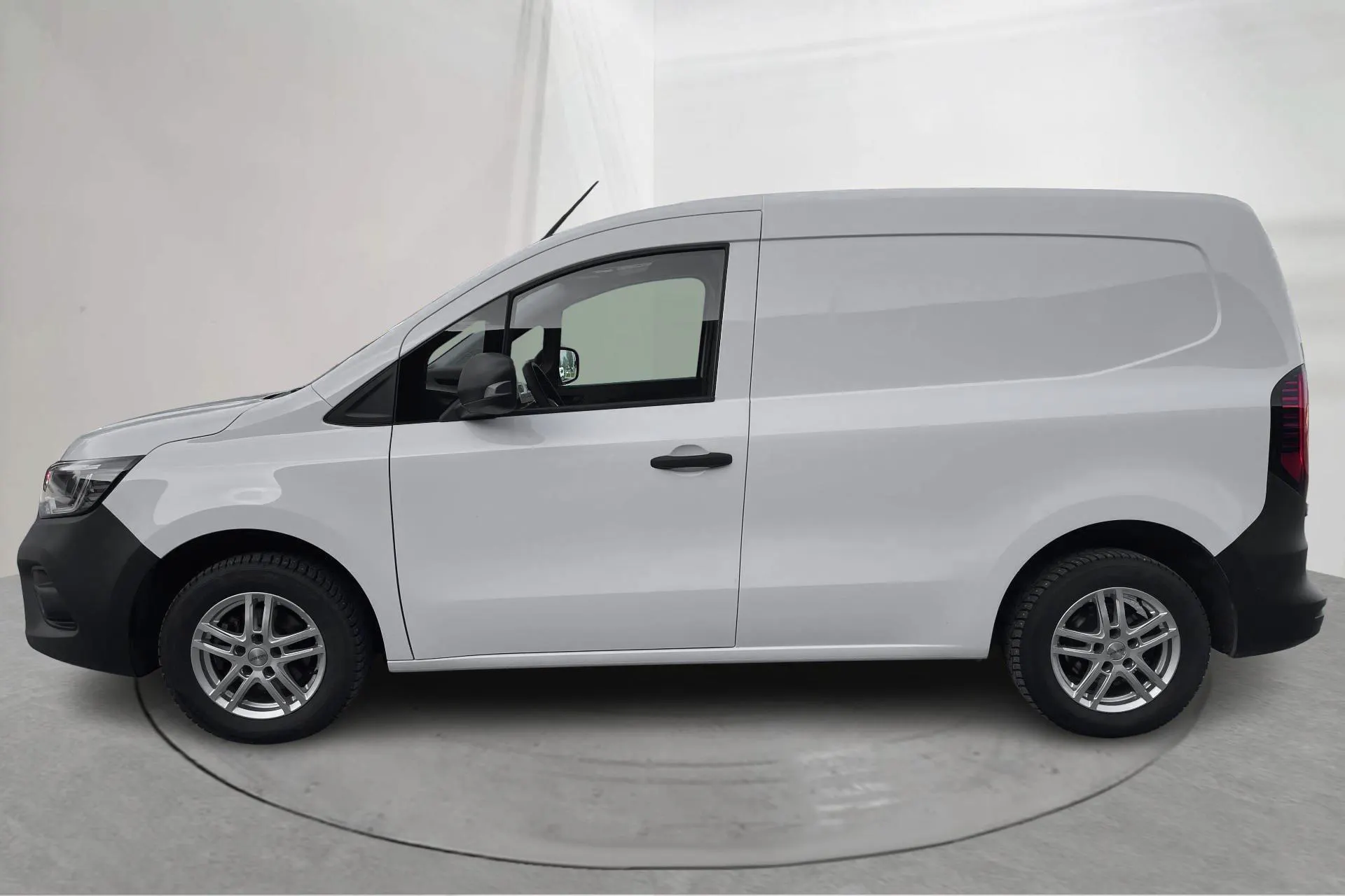 Presentation photo 2 of 15: Renault Kangoo E-Tech 45kWh Skåp (120hk) - 47 220 km - Automatic - white - 2023