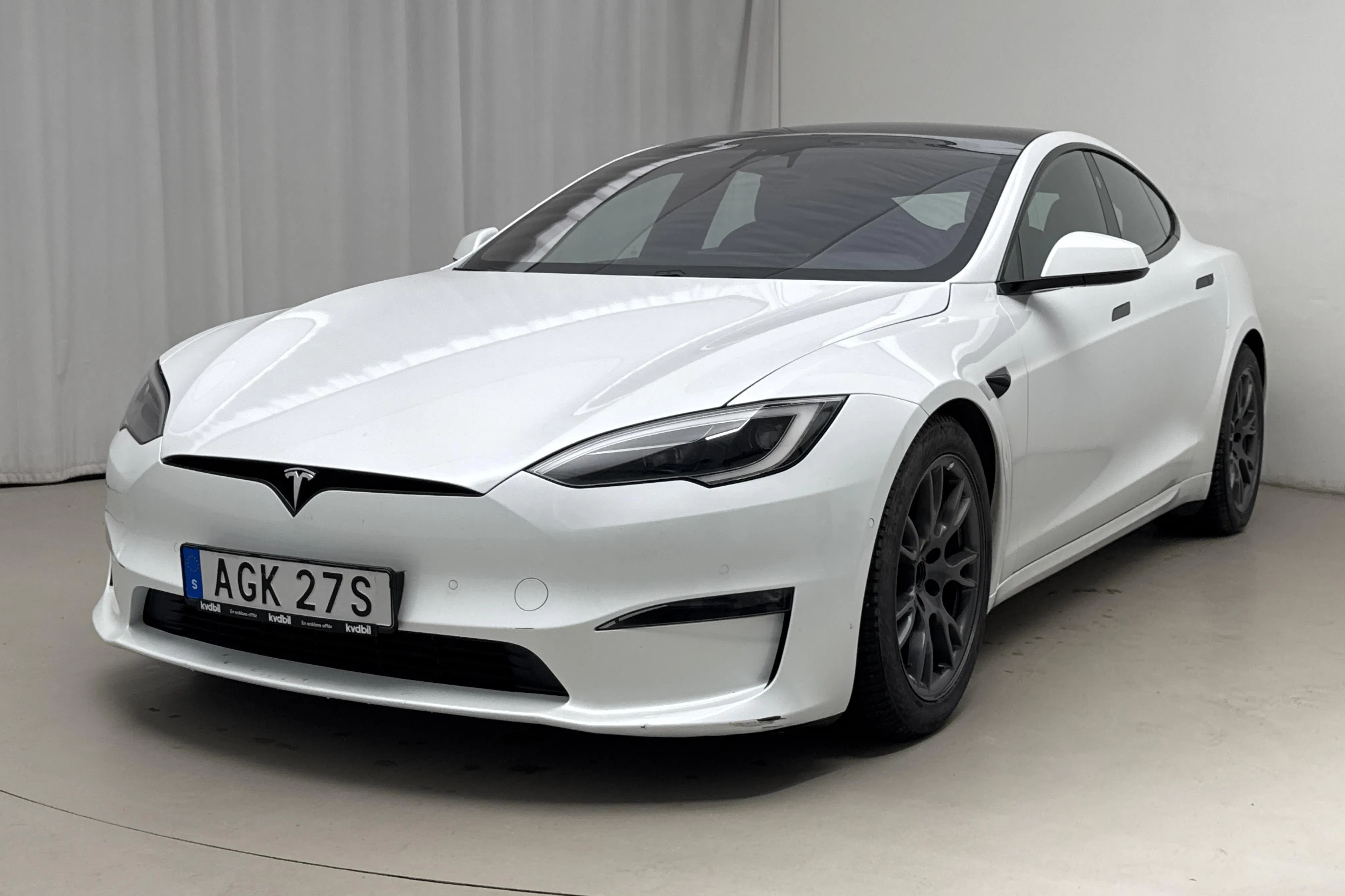 Presentation photo 1 of 26: Tesla Model S Plaid AWD - 74 910 km - Automatic - white - 2023