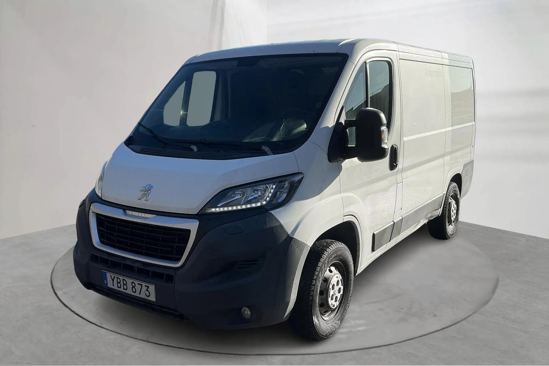 Presentationsfoto 1 av 14: Peugeot Boxer 2.2 HDI Skåp (130hk) - 22 156 mil - Manuell - vit - 2016