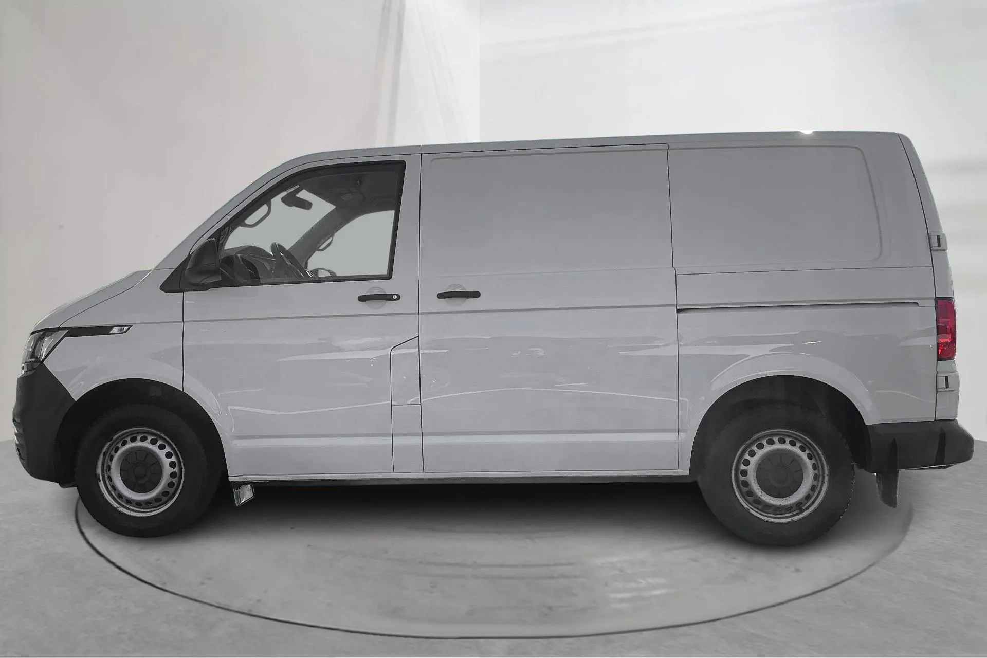 Presentation photo 2 of 12: VW Transporter T6 2.0 TDI BMT Skåp (150hk) - 158 910 km - Automatic - white - 2020