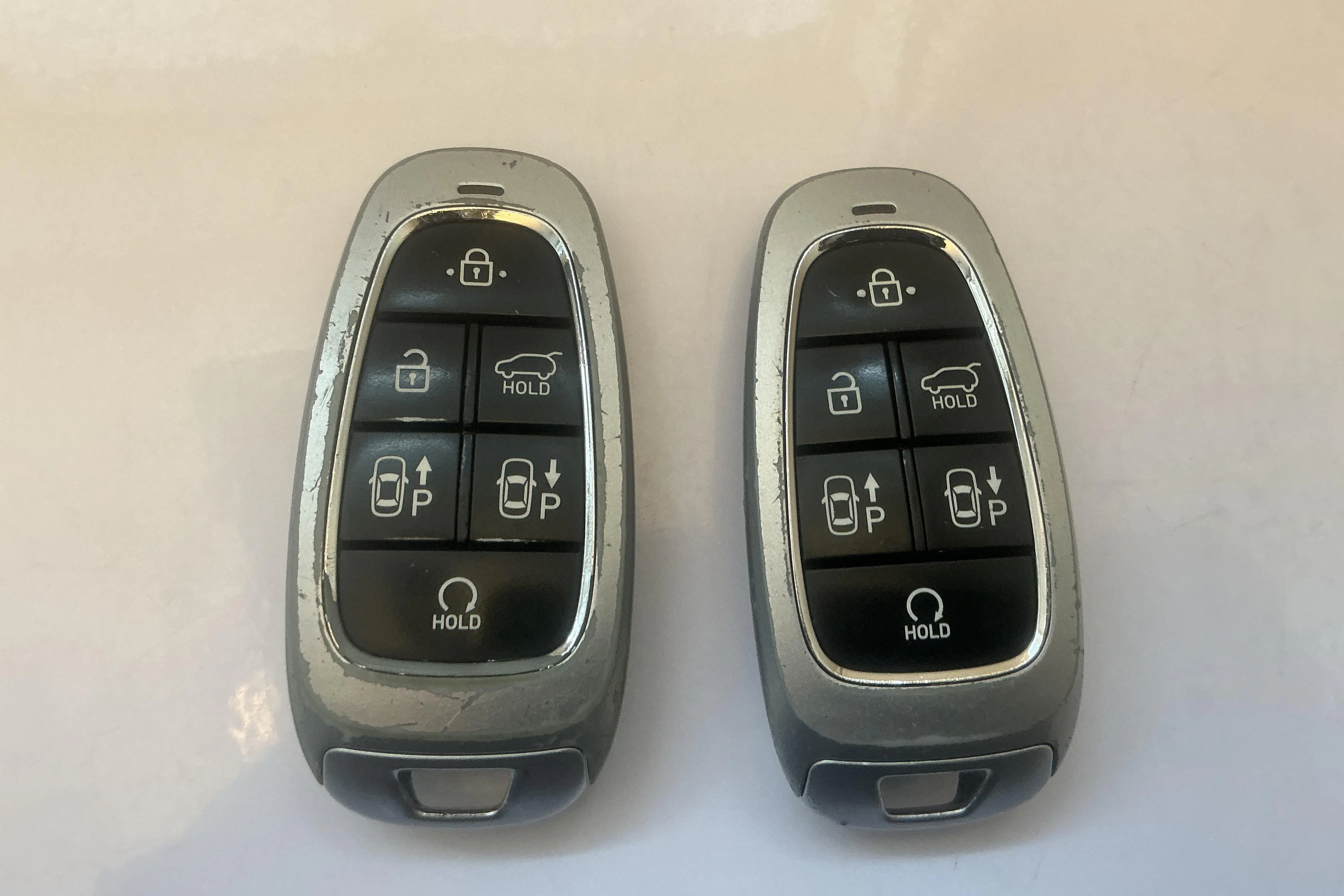 Presentation photo 17 of 17: Hyundai Santa Fé 1.6 T-GDi plug-in hybrid 4WD (265hk) - 162 910 km - Automatic - gray - 2021