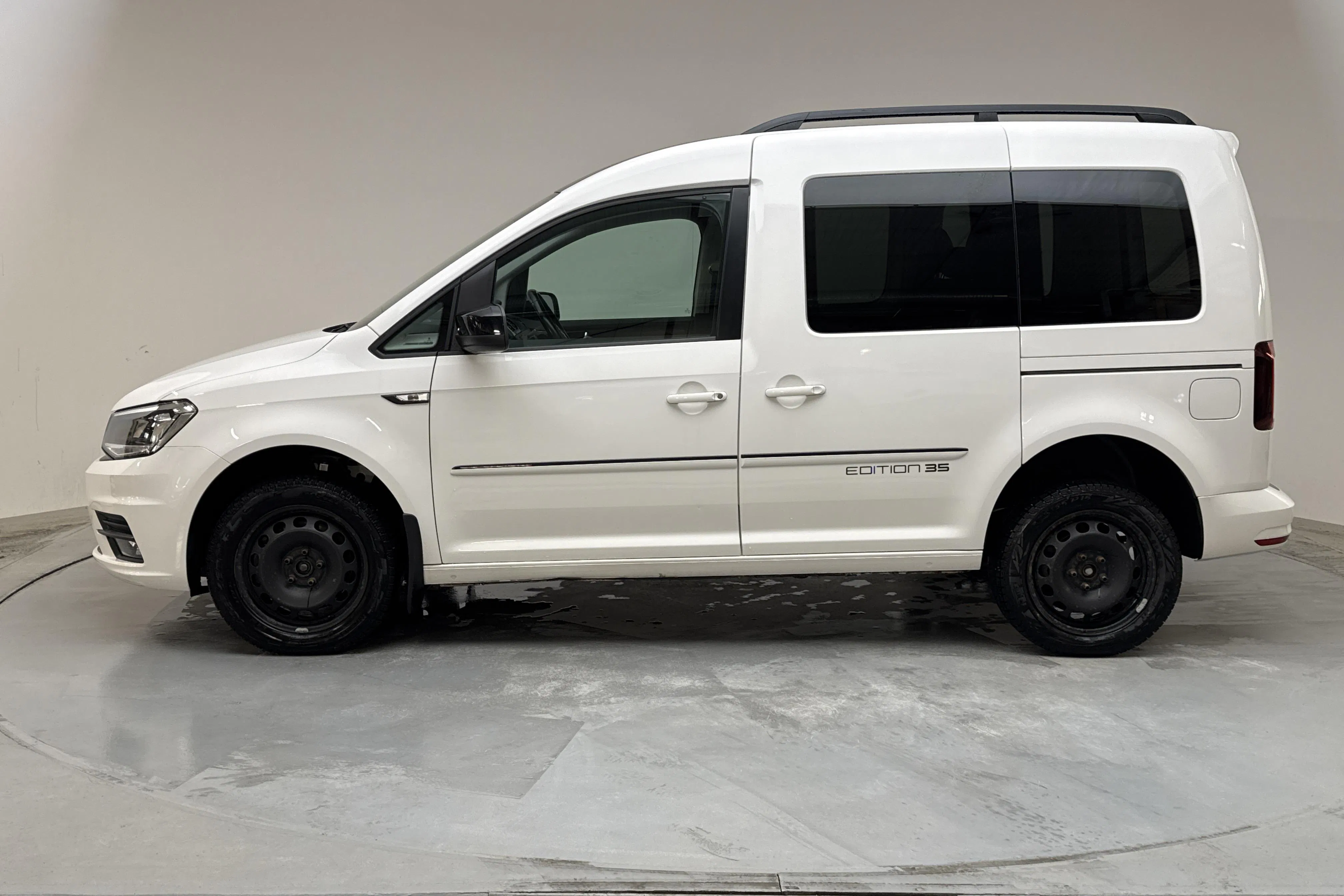 Presentation photo 2 of 15: VW Caddy Life 2.0 TDI 4MOTION (150hk) - 106 690 km - Automatic - 2020