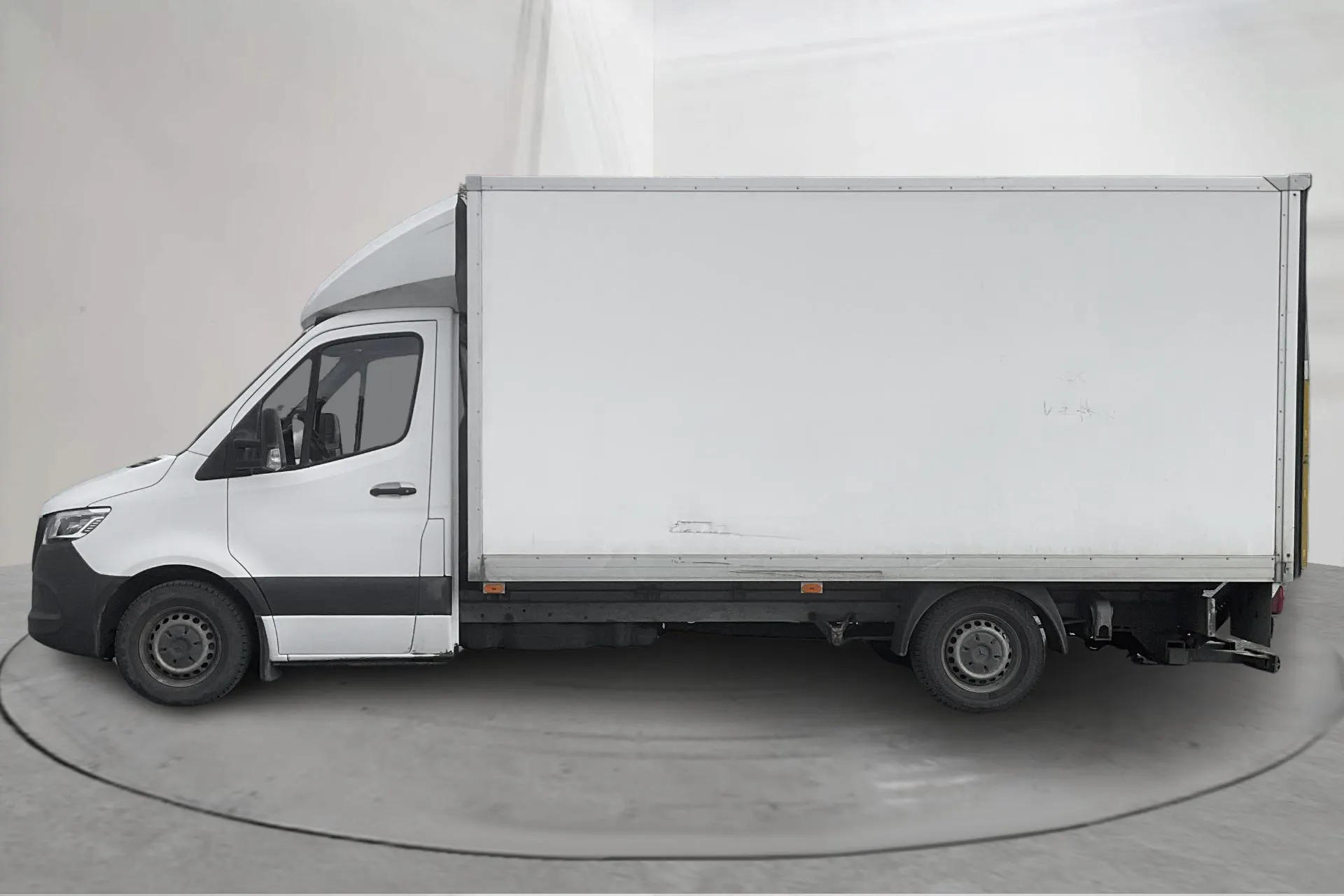 Presentation photo 2 of 15: Mercedes Sprinter 316 CDI Volymskåp RWD (163hk) - 246 660 km - Automatic - white - 2021