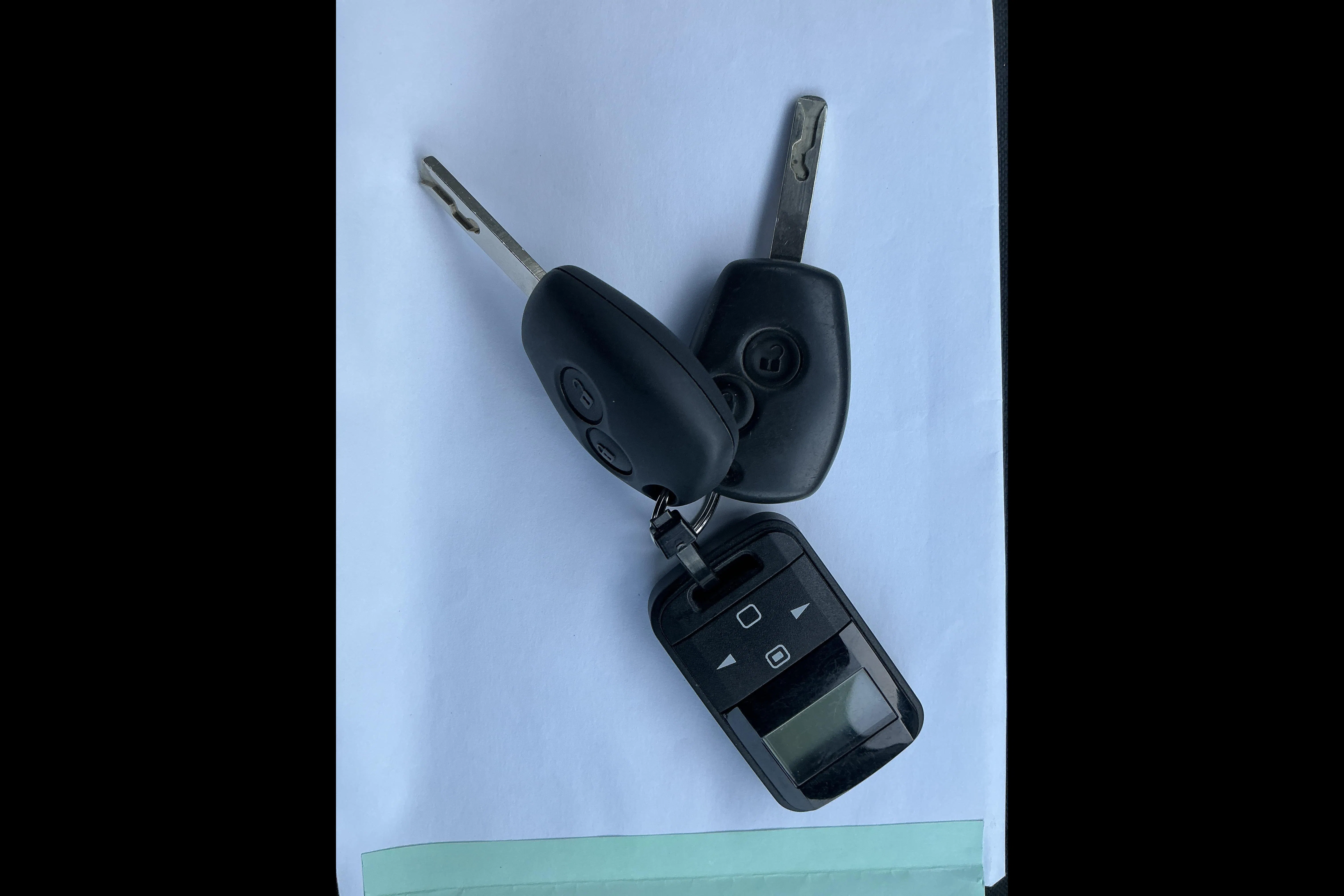 Presentationsfoto 16 av 16: Renault Trafic 2.0 dCi Skåp (145hk) - 7 256 mil - Automat - vit - 2021