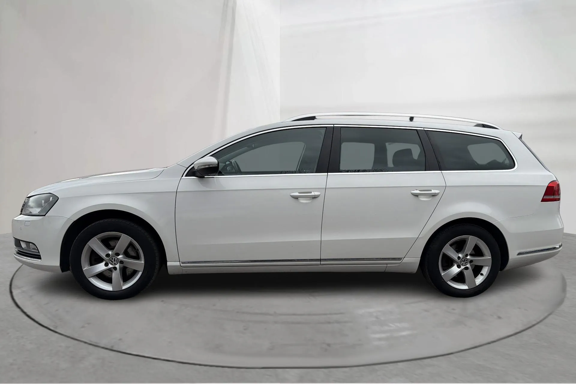 Presentation photo 2 of 14: VW Passat 1.4 TSI EcoFuel Variant (150hk) - 198 700 km - Automatic - white - 2013