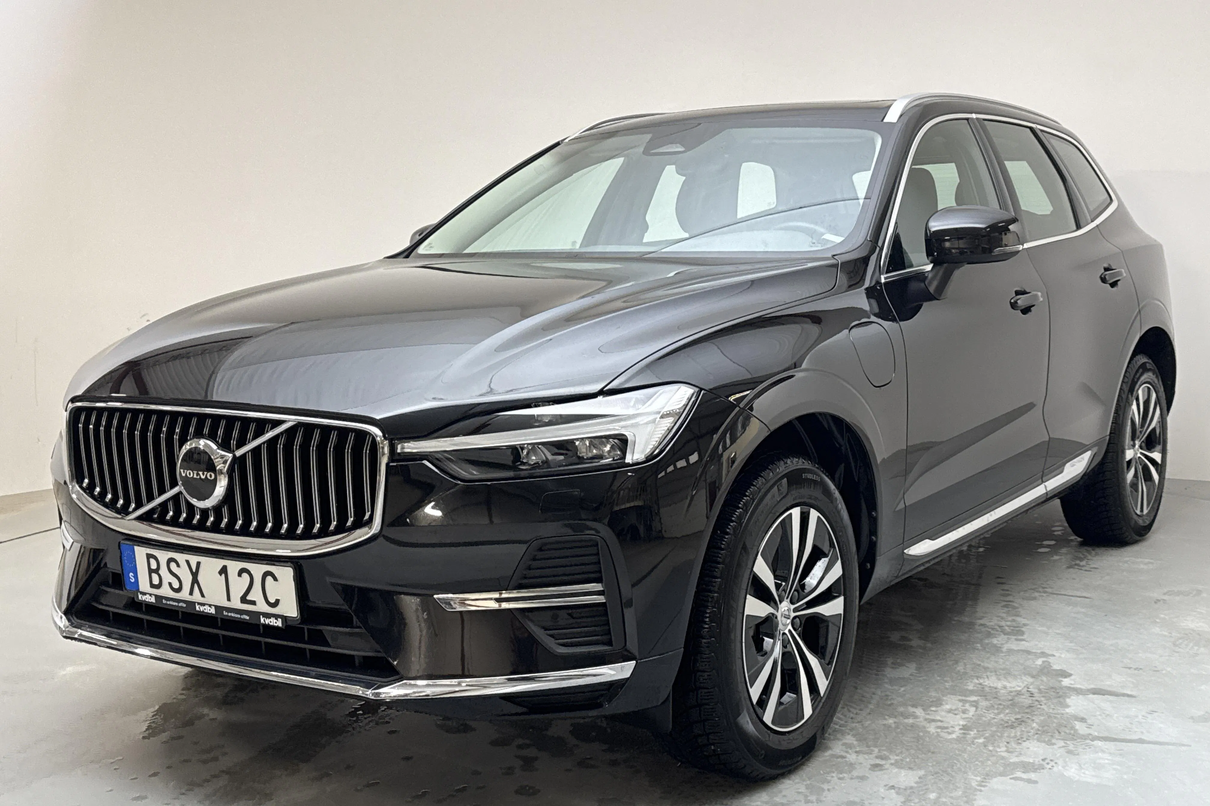 Presentation photo 1 of 20: Volvo XC60 T6 AWD Recharge (350hk) - 43 960 km - Automatic - black - 2024