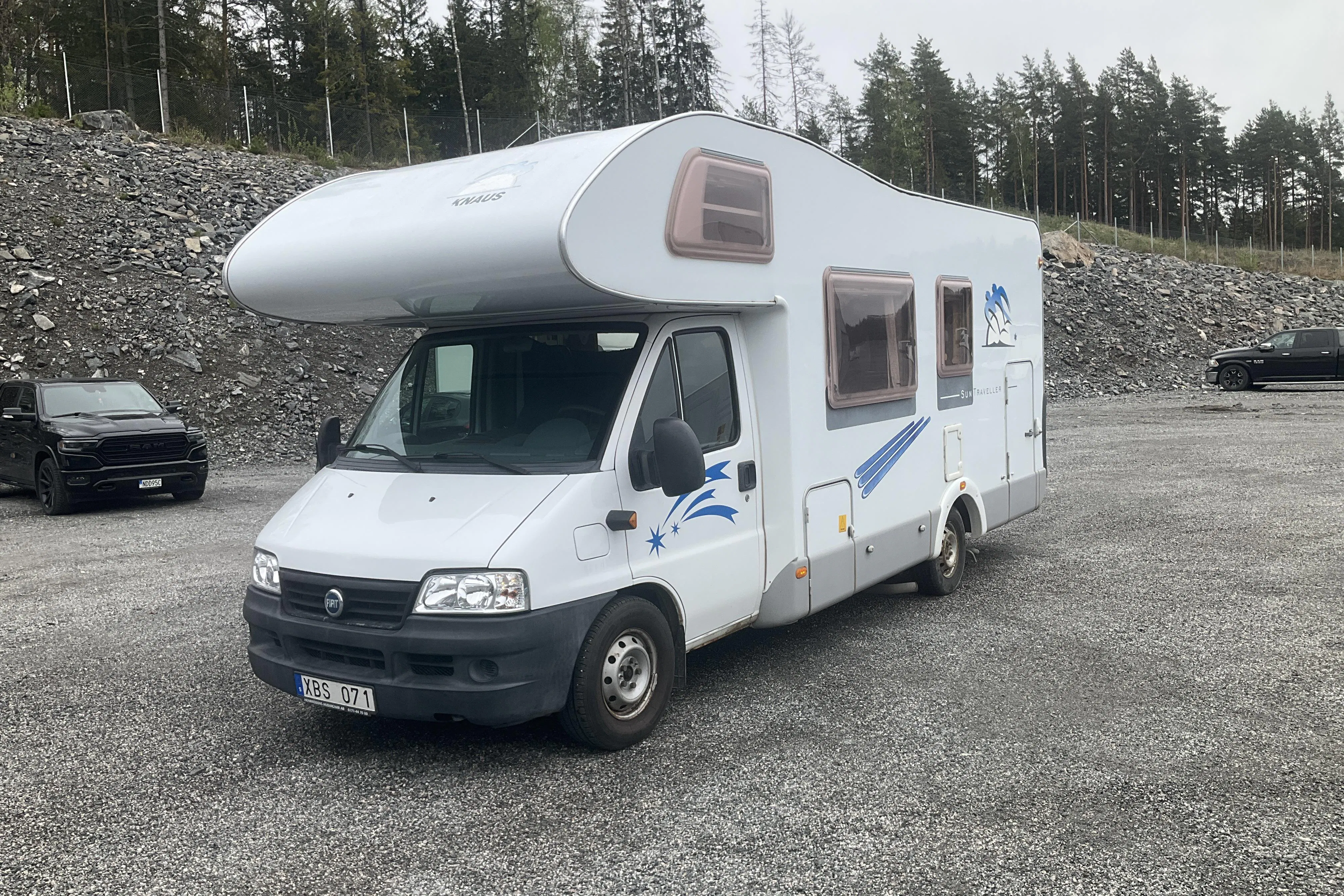 Presentationsfoto 1 av 32: FIAT KNAUS SUN TRAVELLER 650 Husbil - 15 085 mil - Manuell - 2005