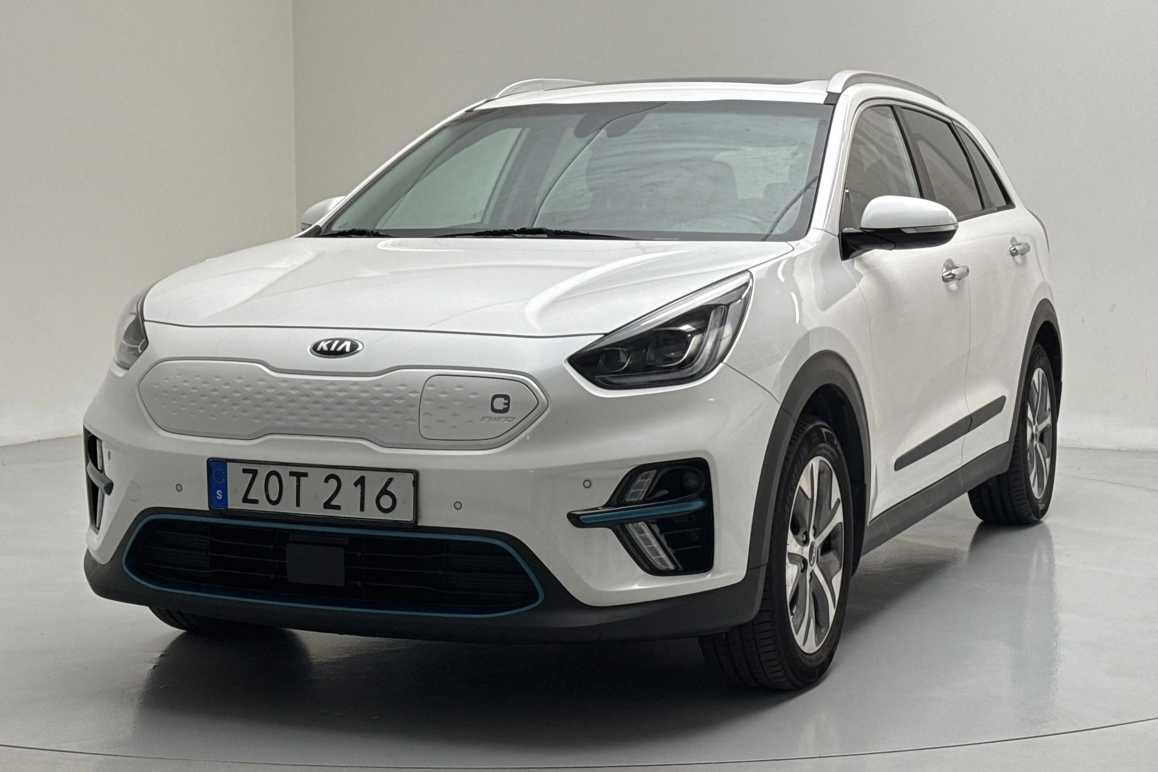 KIA e-Niro 64kWh (204hk)