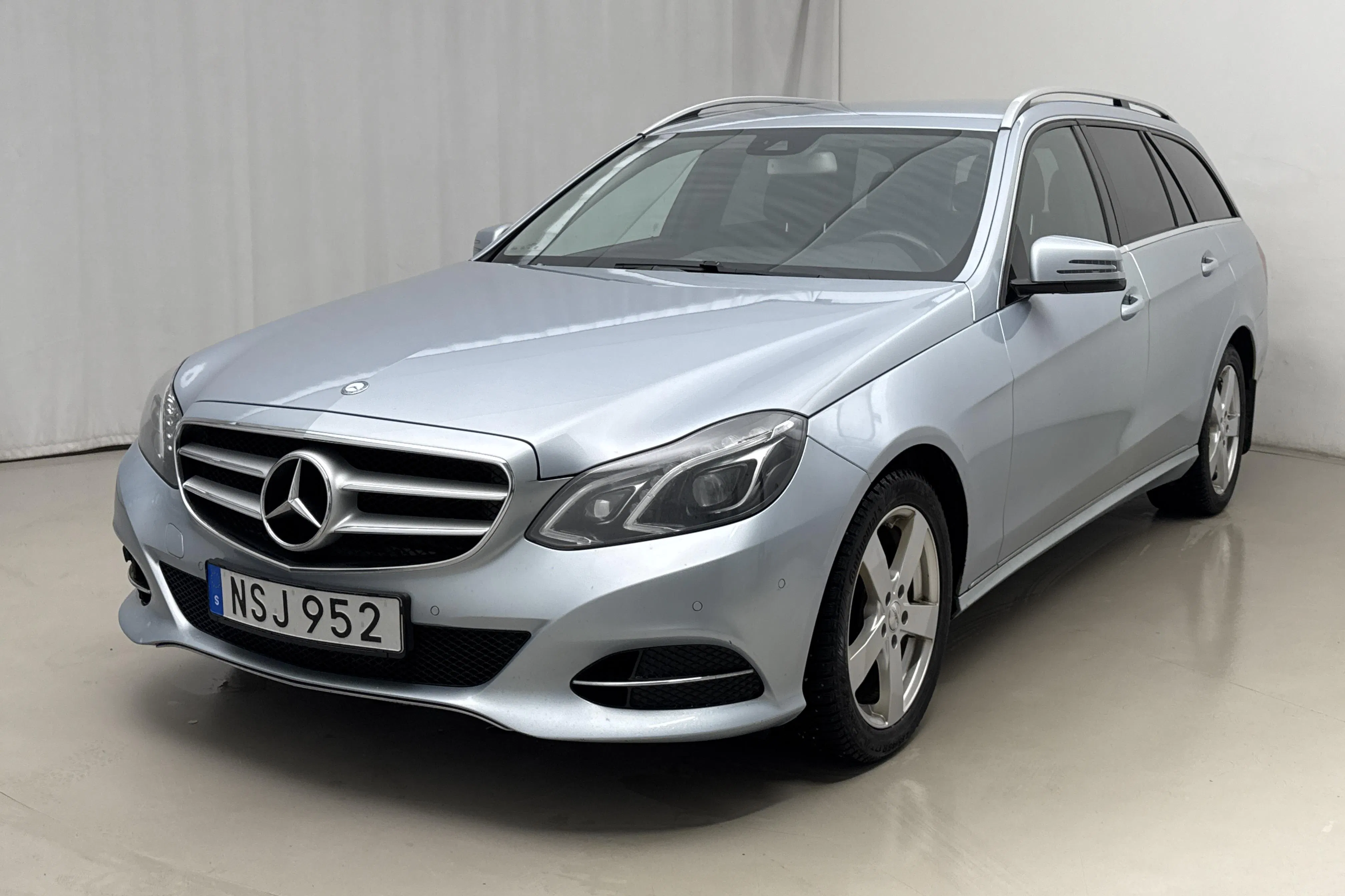 Mercedes E 250 BlueTEC Kombi 4MATIC S212 (204hk)