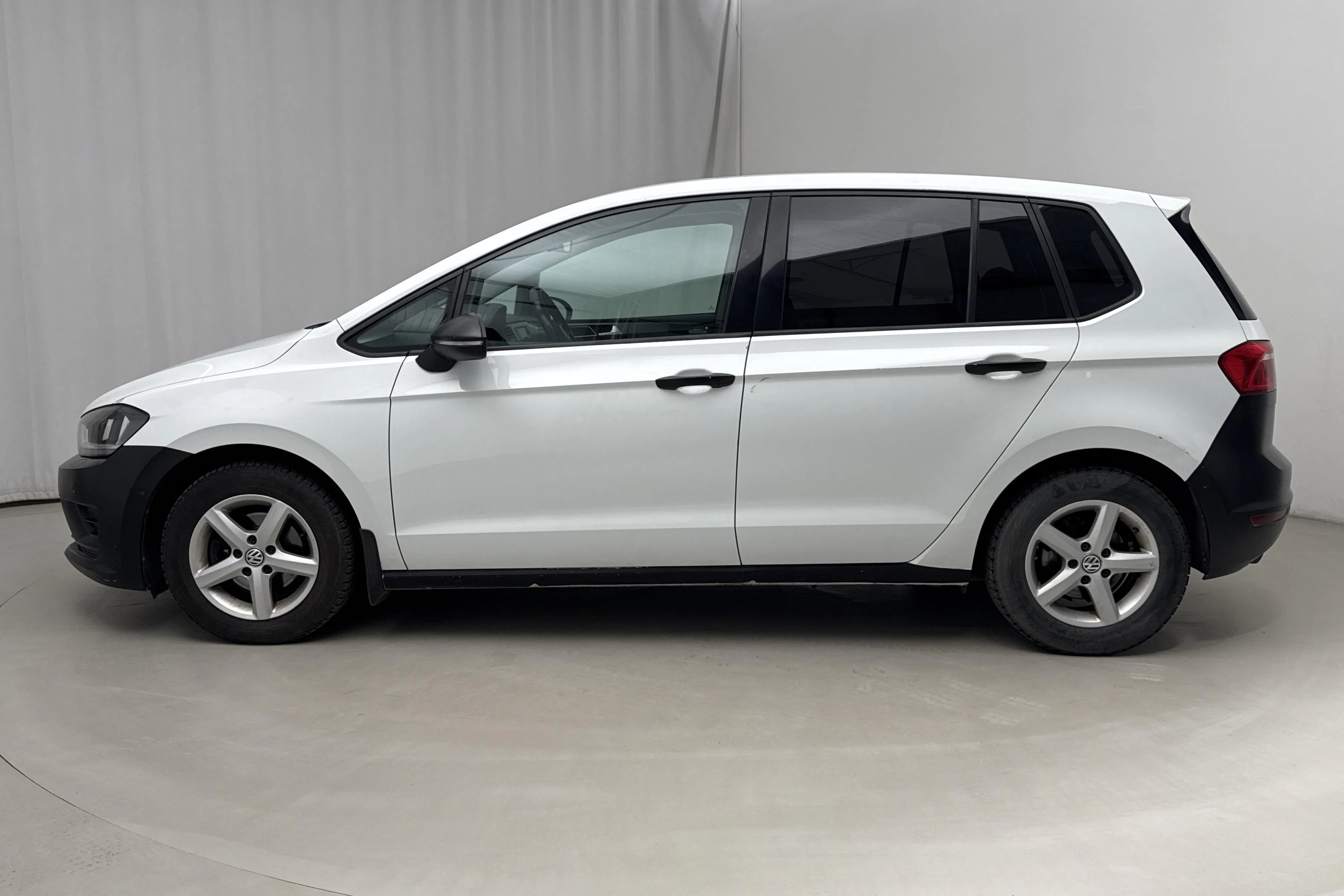 Presentation photo 2 of 14: VW Golf VII 1.2 TSI BlueMotion Technology Sportsvan (110hk) - 131 580 km - Manual - 2016