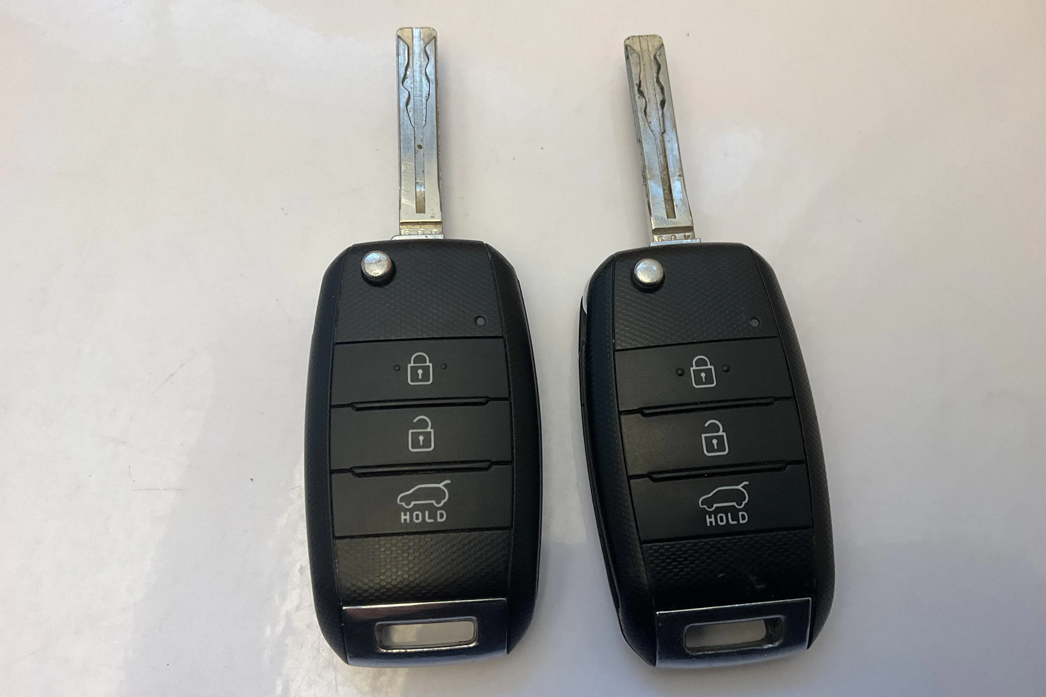 Presentation photo 15 of 15: KIA Sorento 2.2 CRDi (197hk) - 169 510 km - Automatic - white - 2014