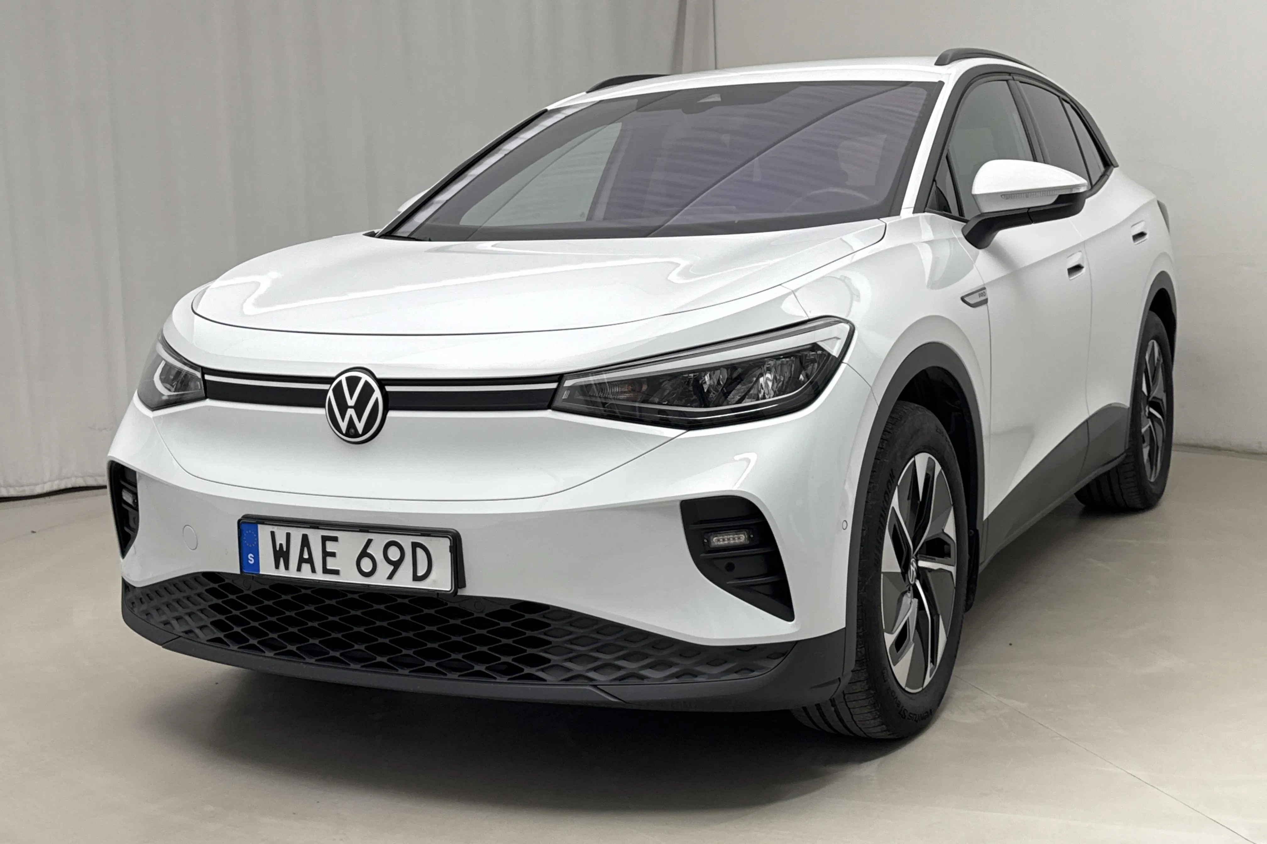 Presentationsfoto 1 av 26: VW ID.4 77kWh (204hk) - 9 590 mil - Automat - vit - 2023