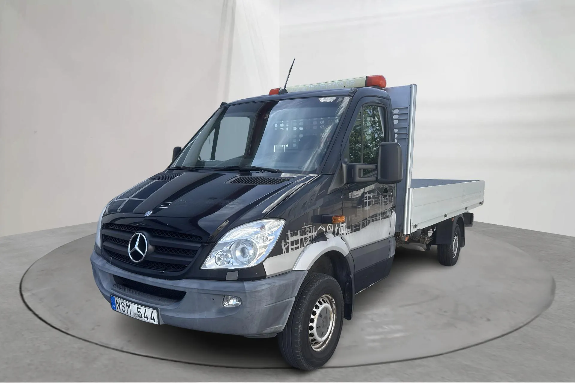 Presentation photo 1 of 21: Mercedes Sprinter 316 CDI Pickup/Chassi 4x4 (163hk) - 184 130 km - Manual - black - 2013