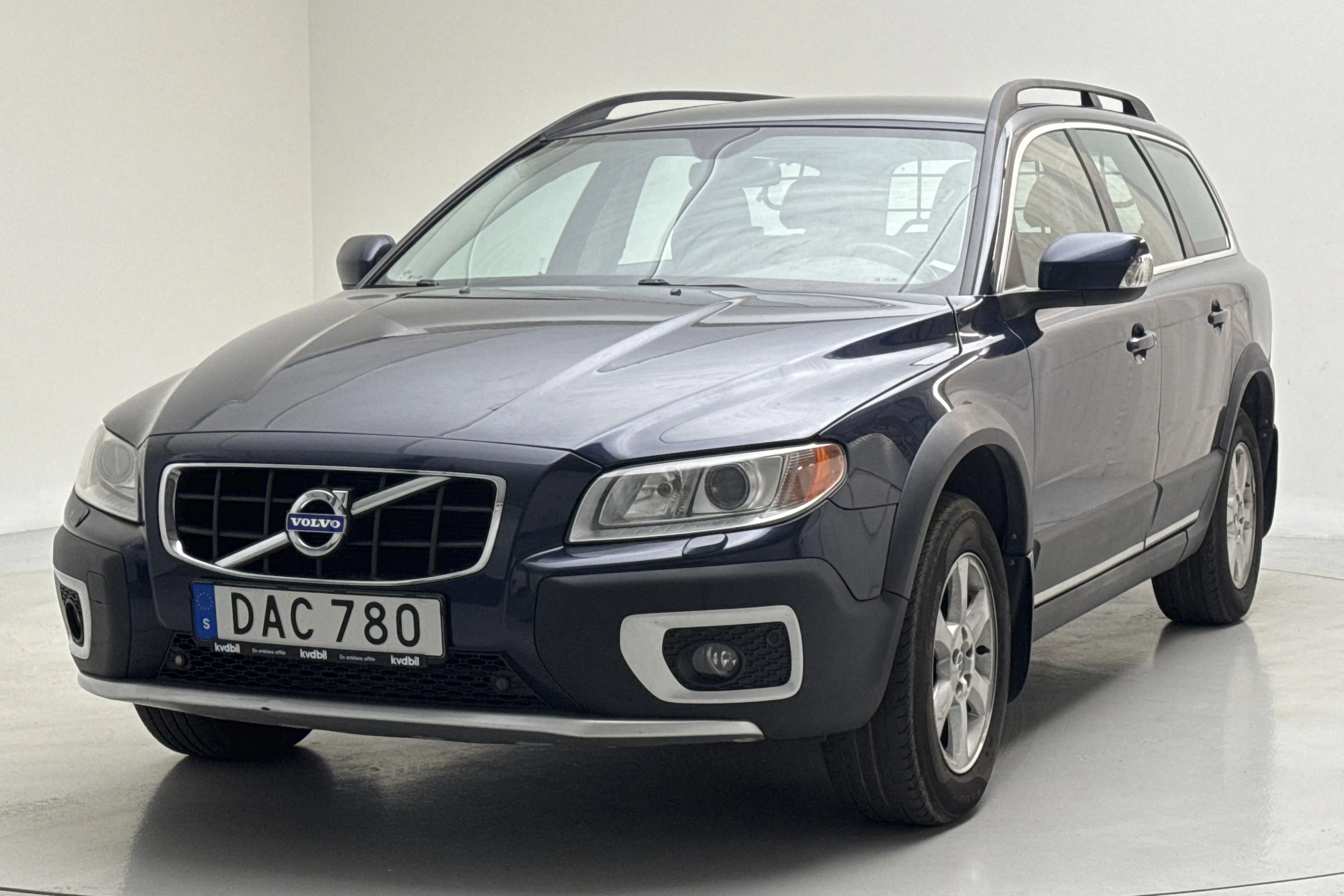 Presentationsfoto 1 av 11: Volvo XC70 II D3 AWD (163hk) - 26 024 mil - Automat - blå - 2011