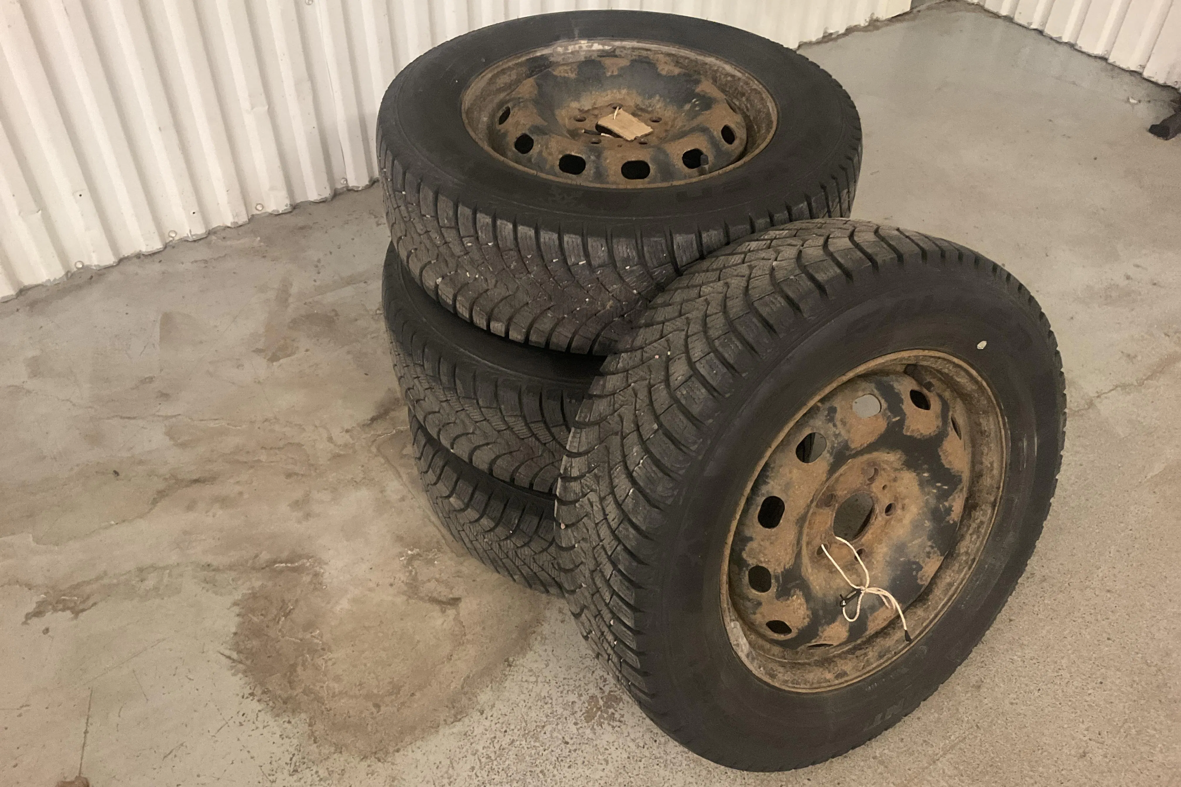 Presentation photo 17 of 17: Renault Trafic Kombi 1.6 dCi (145hk) - 181 770 km - Manual - Dark Grey - 2016