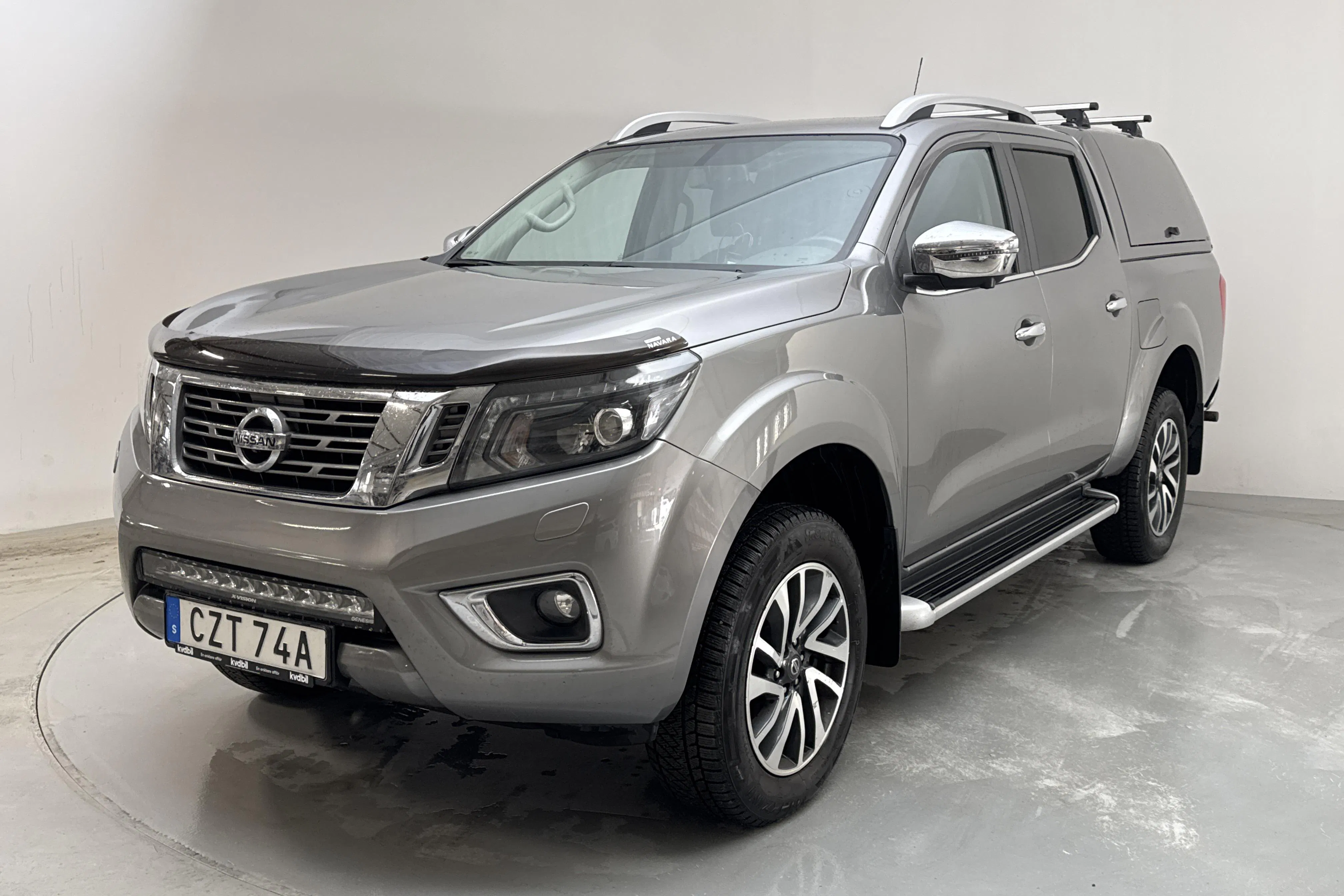 Presentationsfoto 1 av 14: Nissan Navara 2.3 dCi 4x4 (190hk) - 11 201 mil - Automat - grå - 2019