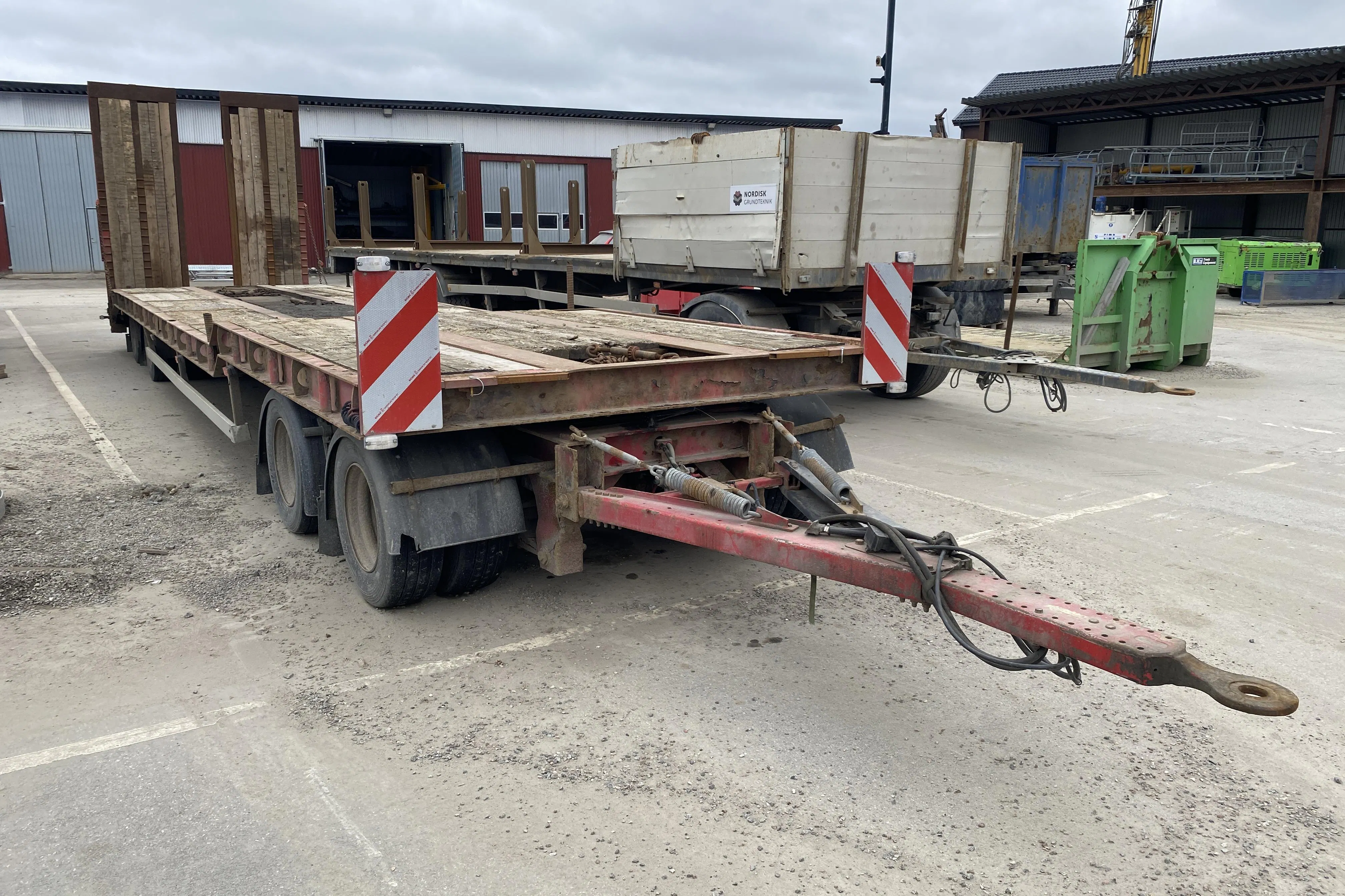 Presentationsfoto 2 av 30: VM 36-2/2-RLFFO - 0 km - röd - 2006