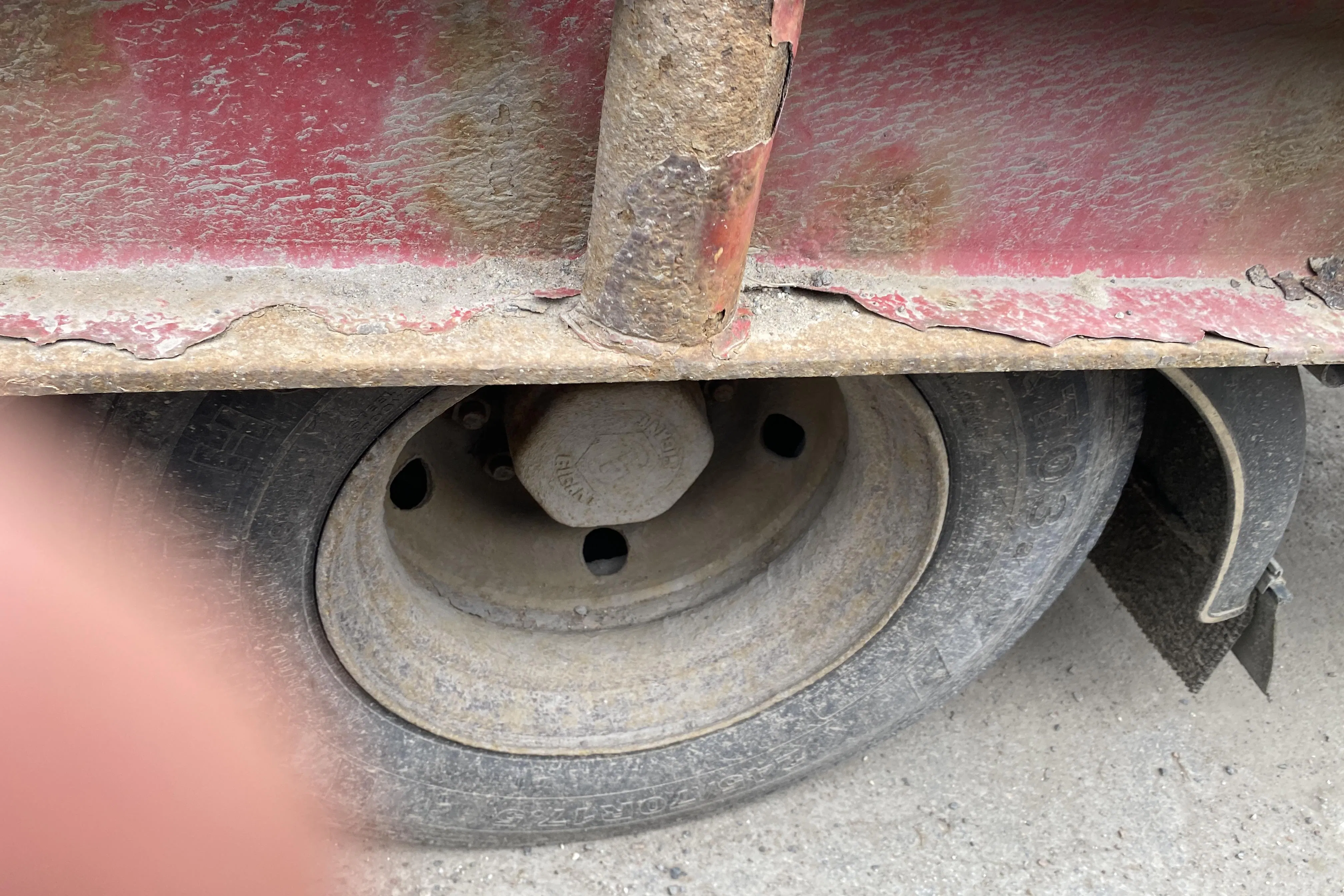 Presentationsfoto 30 av 30: VM 36-2/2-RLFFO - 0 km - röd - 2006