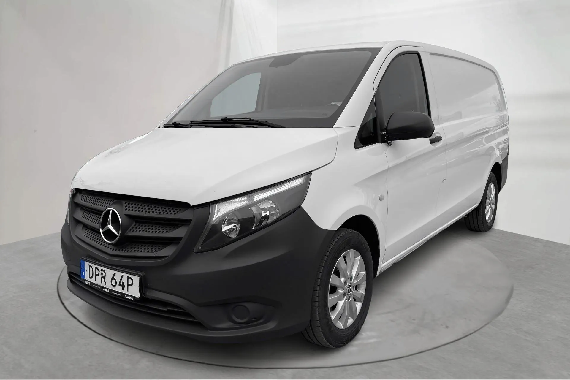 Presentationsfoto 1 av 16: Mercedes Vito 116 CDI W640 (163hk) - 22 343 mil - Automat - vit - 2020