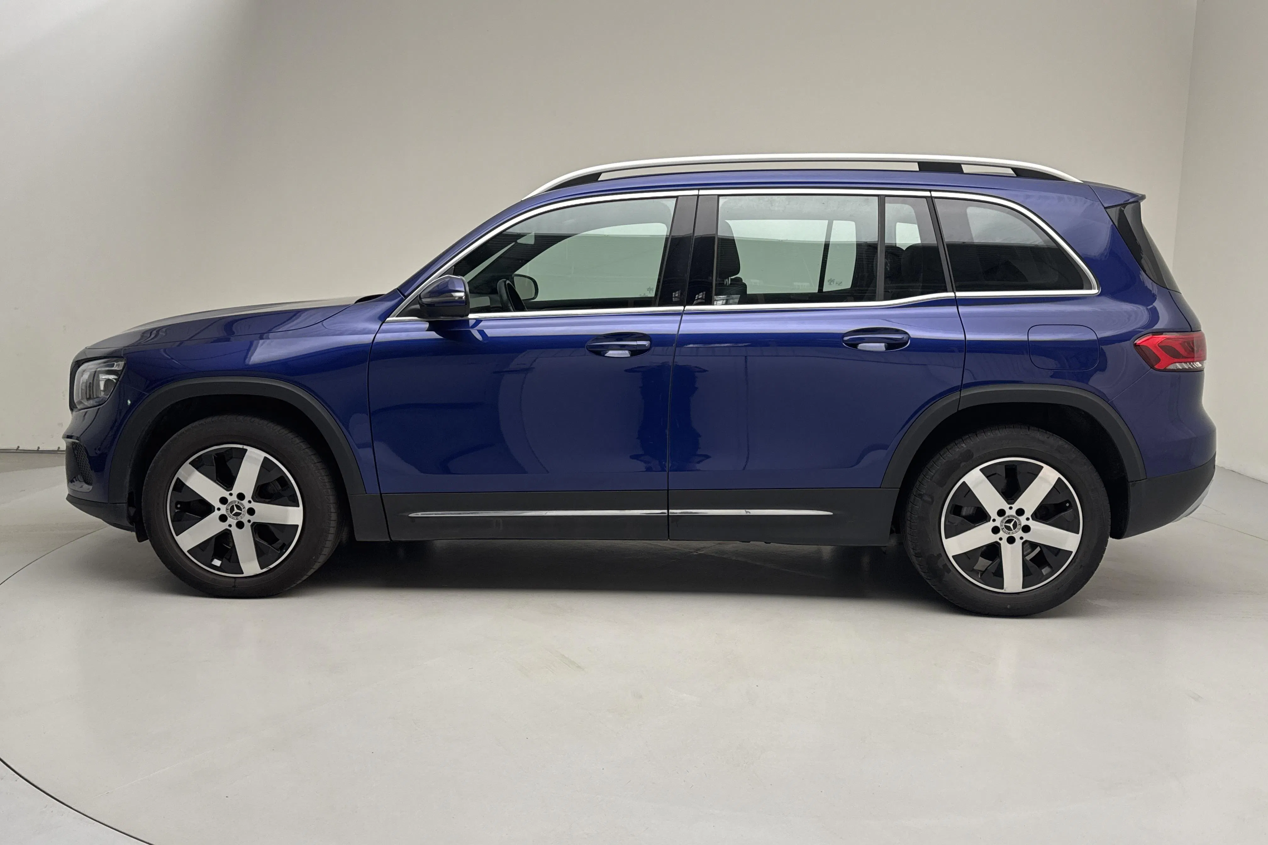 Presentation photo 2 of 18: Mercedes GLB 200 d X247 (150hk) - 72 200 km - Automatic - blue - 2023