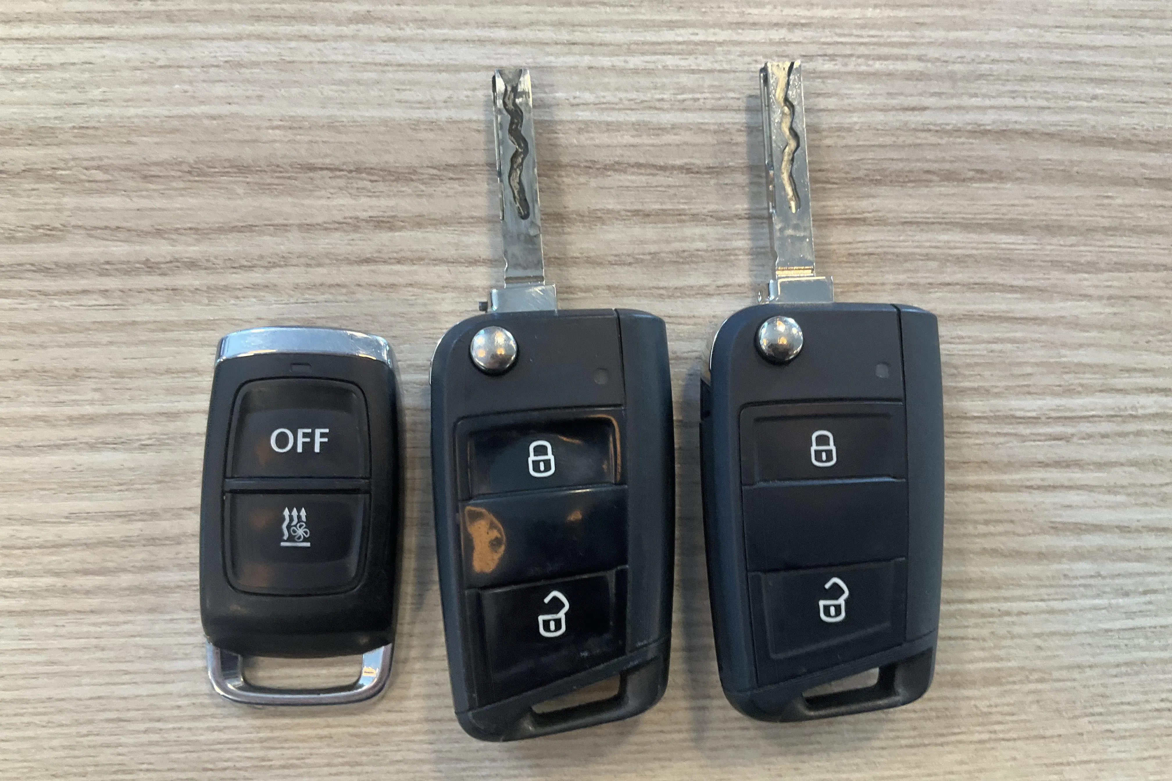 Presentation photo 13 of 13: VW Crafter 35 2.0 TDI Chassi (177hk) - 429 920 km - Automatic - white - 2019