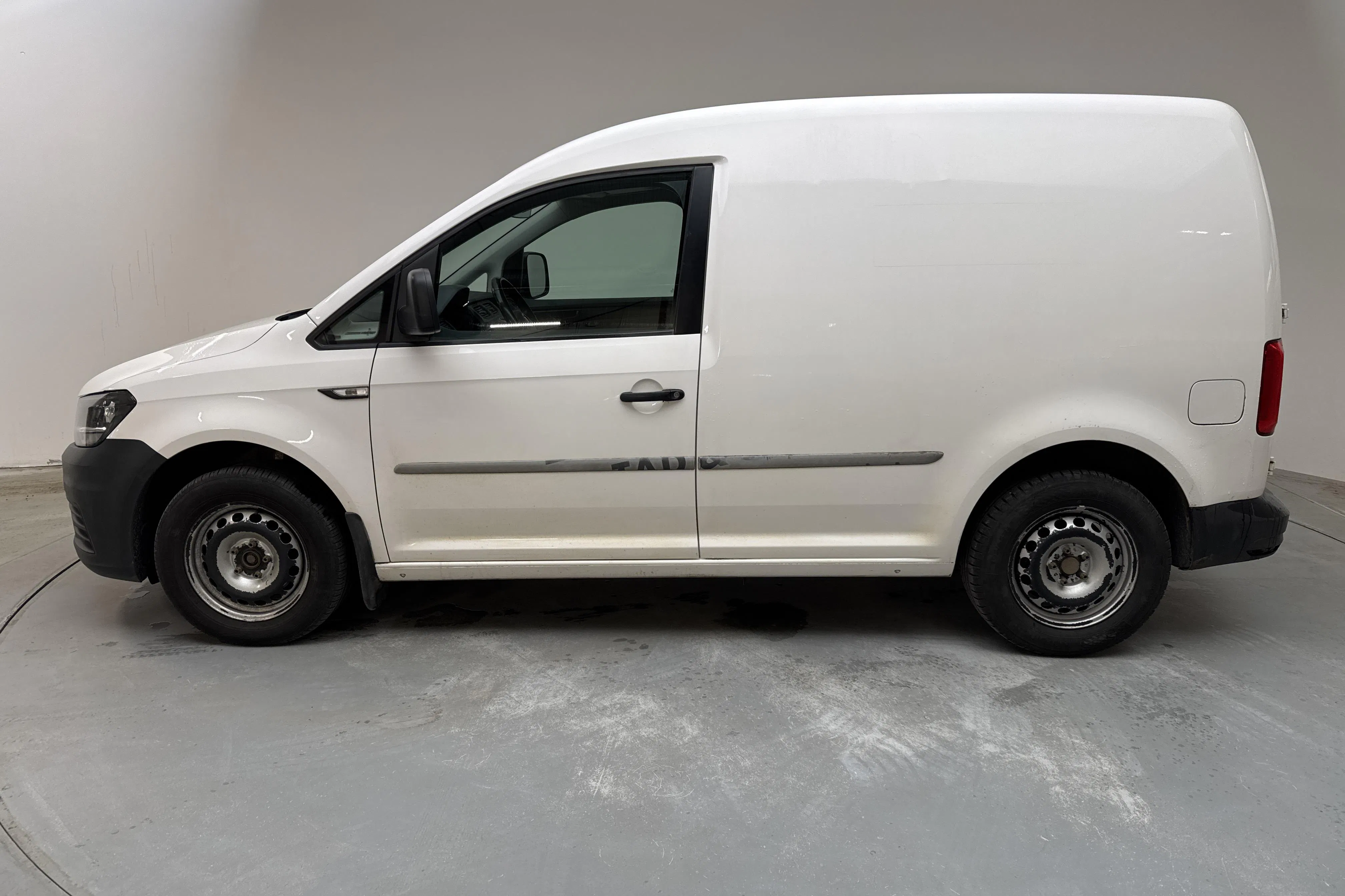 Presentation photo 2 of 11: VW Caddy 2.0 TDI Skåp (75hk) - 104 610 km - Manual - white - 2017