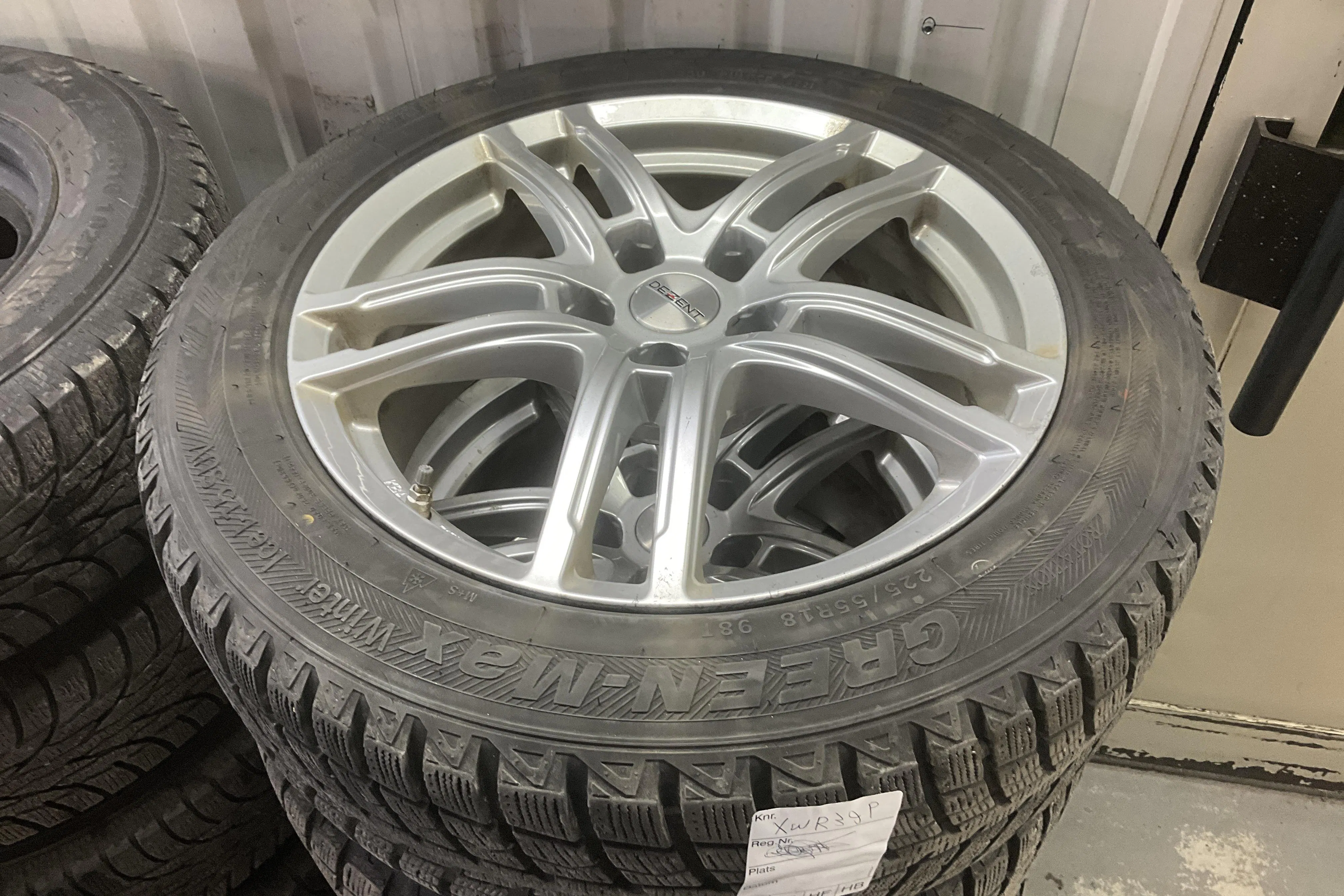 Presentationsfoto 14 av 14: Mitsubishi Eclipse Cross 2.4 PHEV 4WD (185hk) - 4 371 mil - Automat - vit - 2021