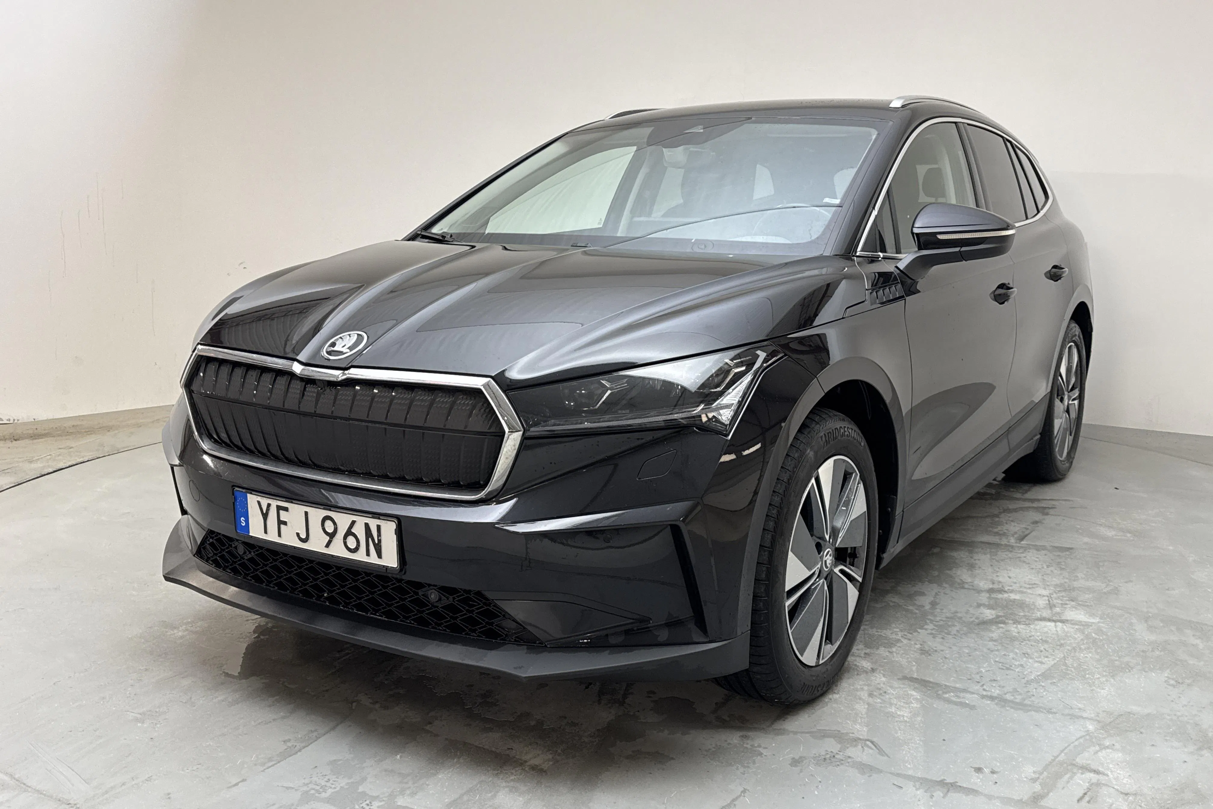 Presentationsfoto 1 av 17: Skoda Enyaq iV 80 (204hk) - 8 574 mil - Automat - svart - 2023
