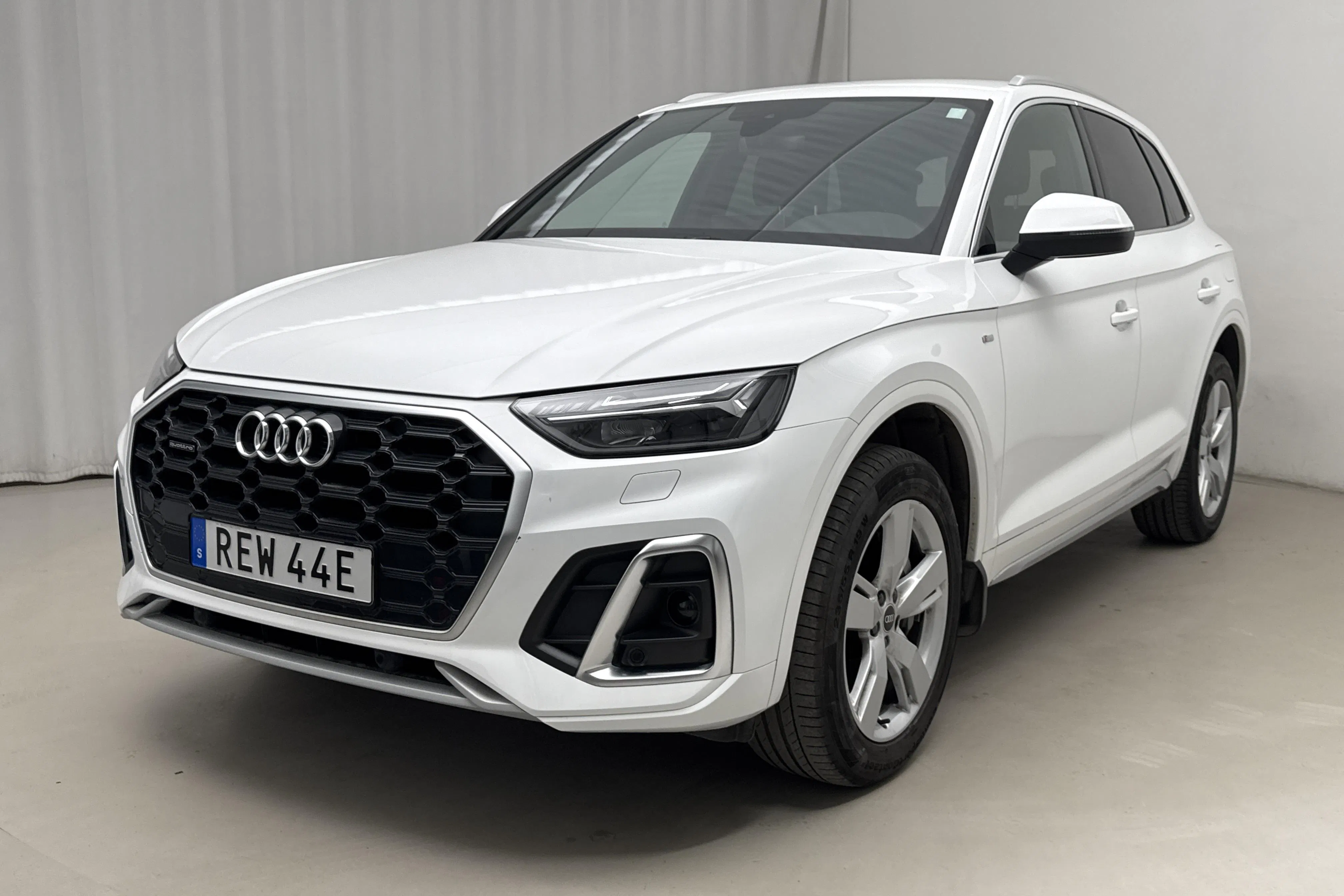 Audi Q5 55 TFSI e quattro (367hk)