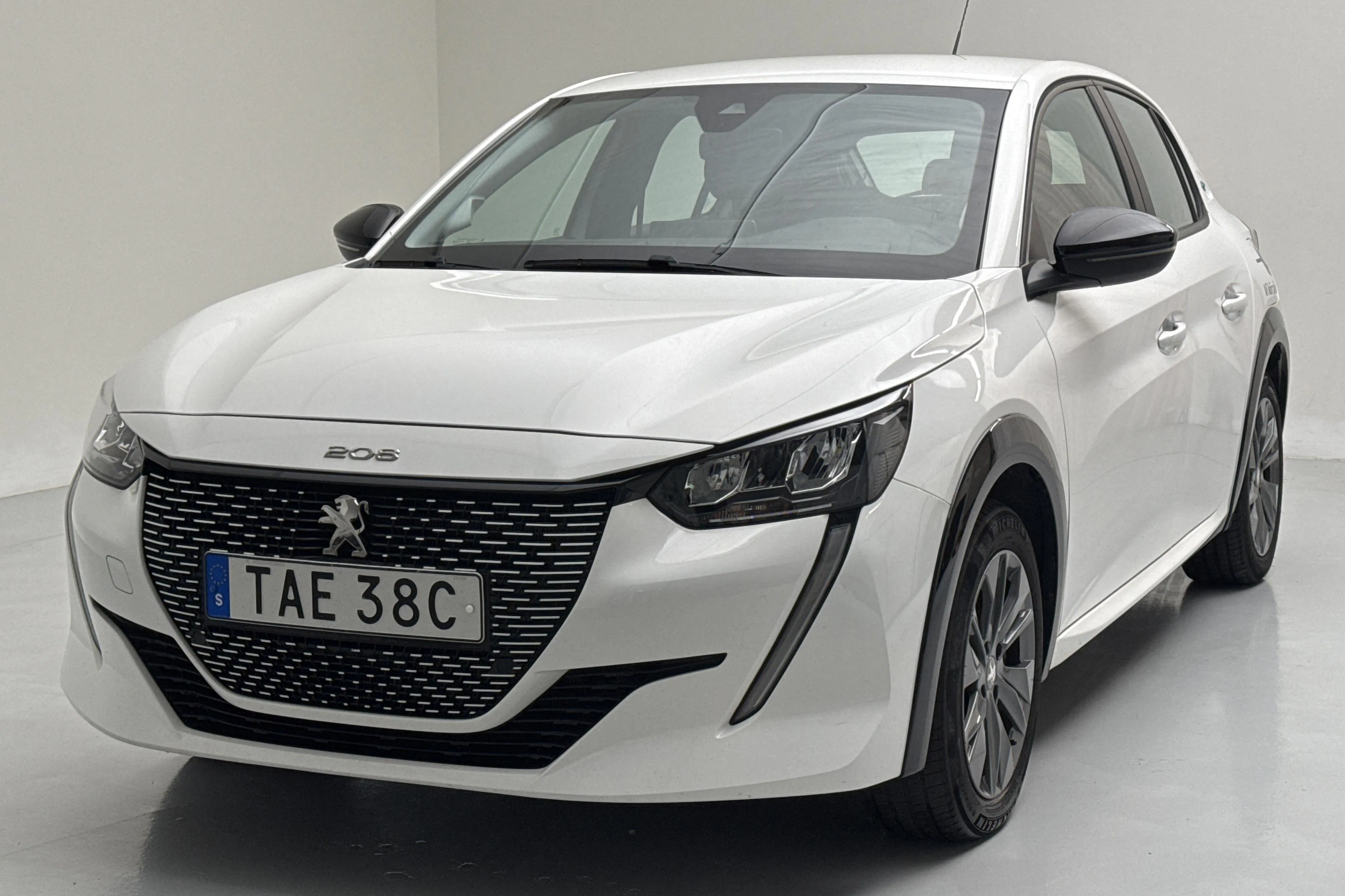 Peugeot e-208 50kWh 5dr (136hk)