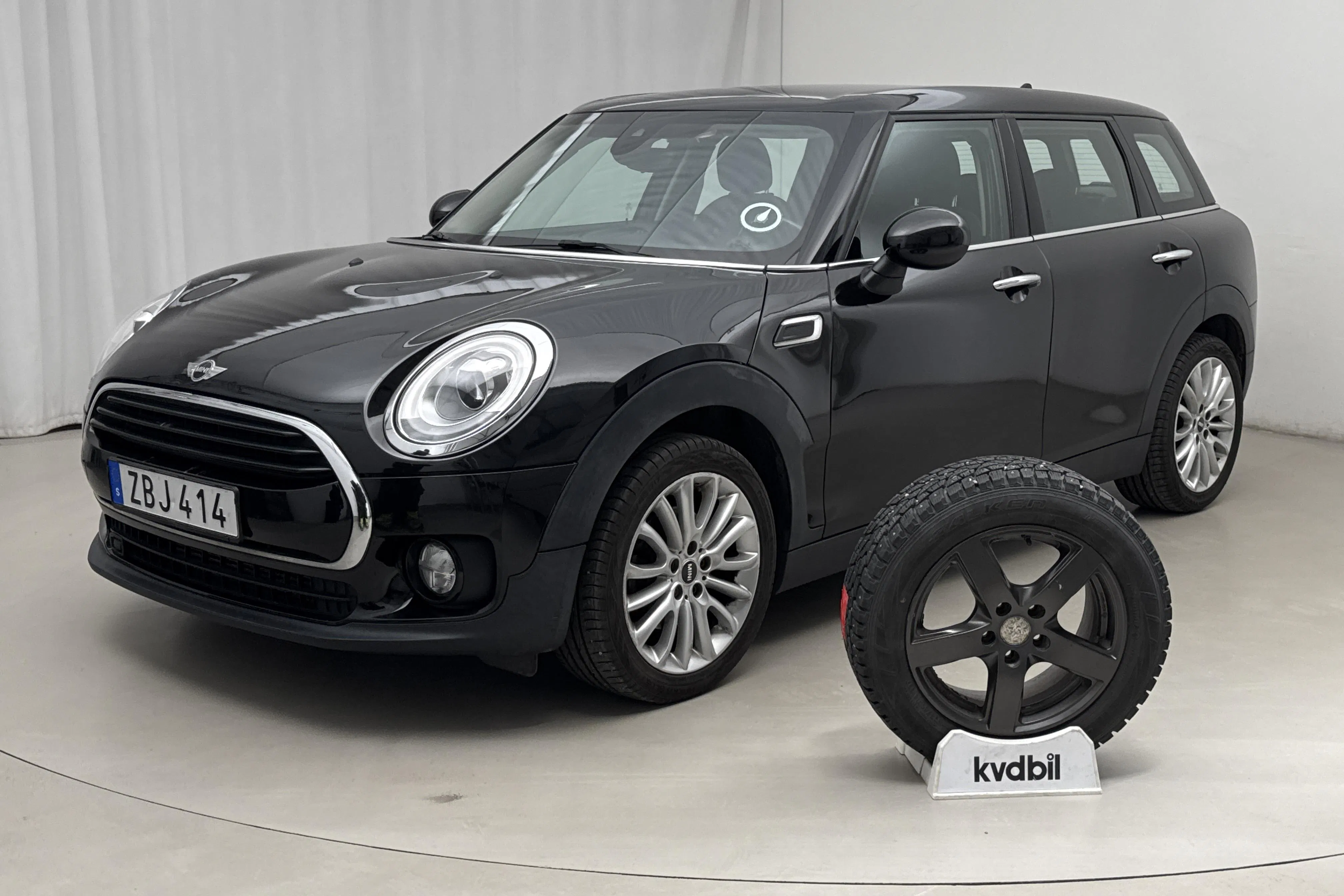 Presentation photo 1 of 11: MINI Cooper Clubman, F54 (136hk) - 67 480 km - Automatic - black - 2018