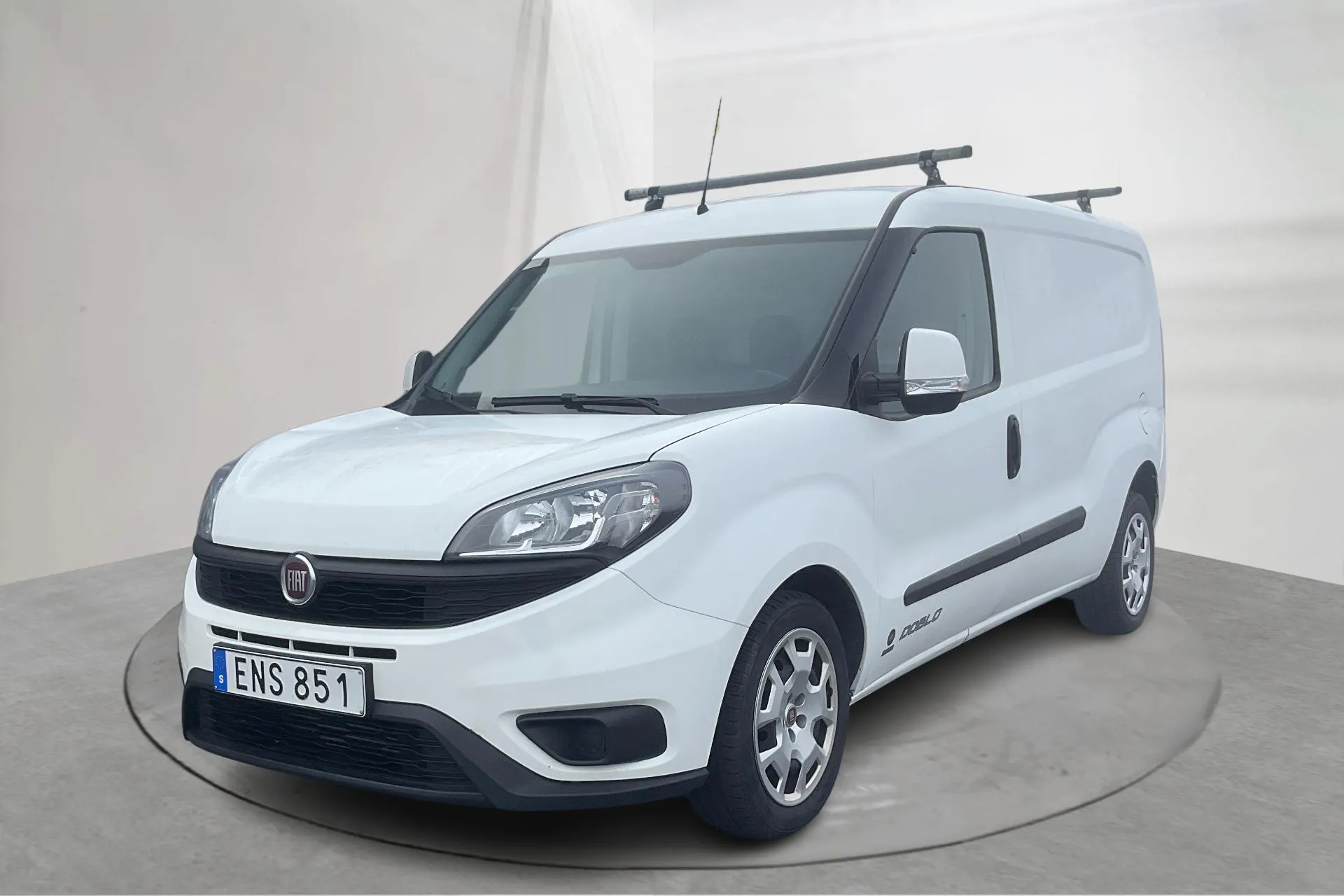 Presentation photo 1 of 14: Fiat Doblo Cargo 1.6 MJT (105hk) - 91 770 km - Manual - white - 2018