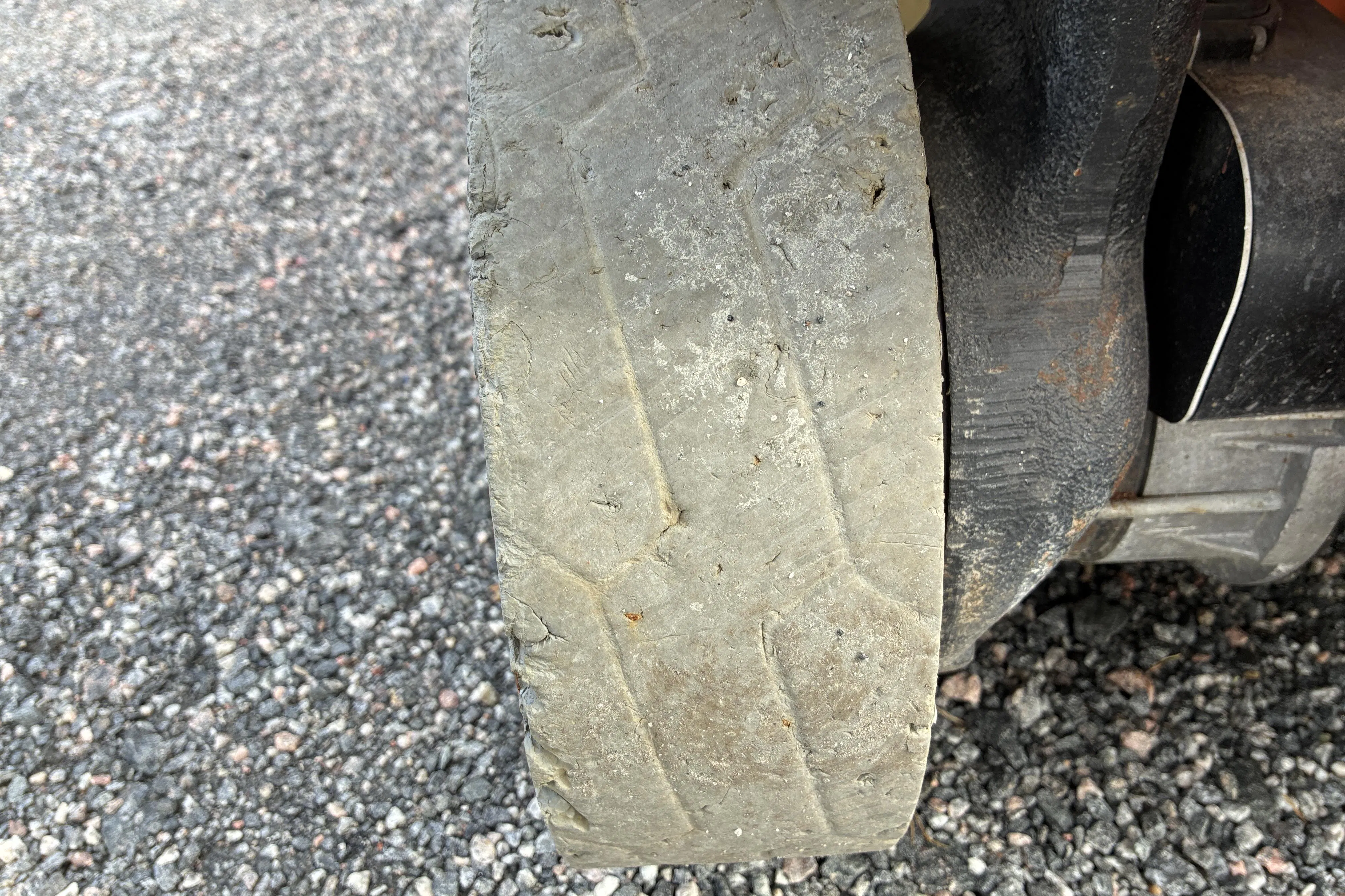 Presentationsfoto 48 av 48: JLG 1230 Pelarlyft -  - 2012