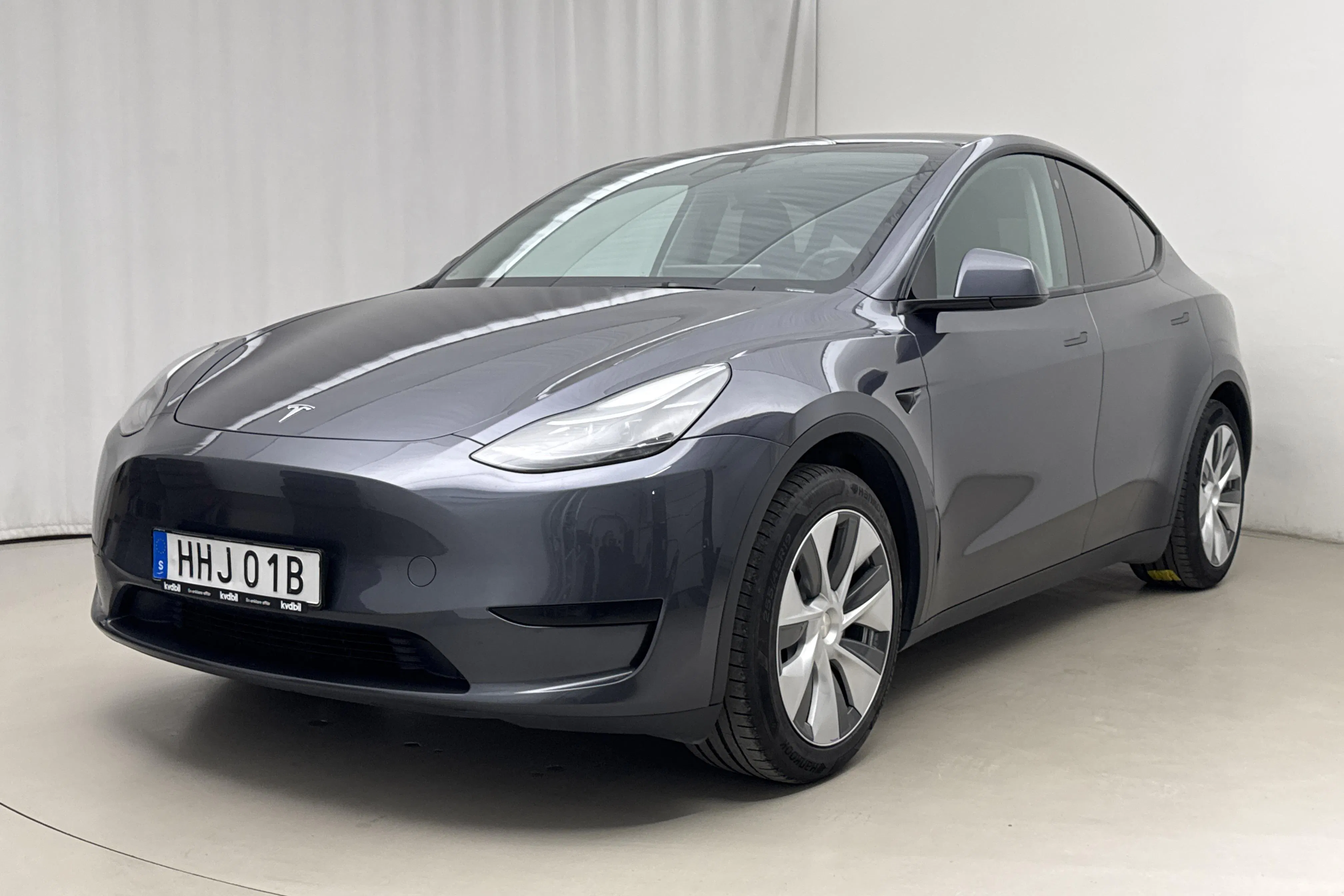 Tesla Model Y RWD